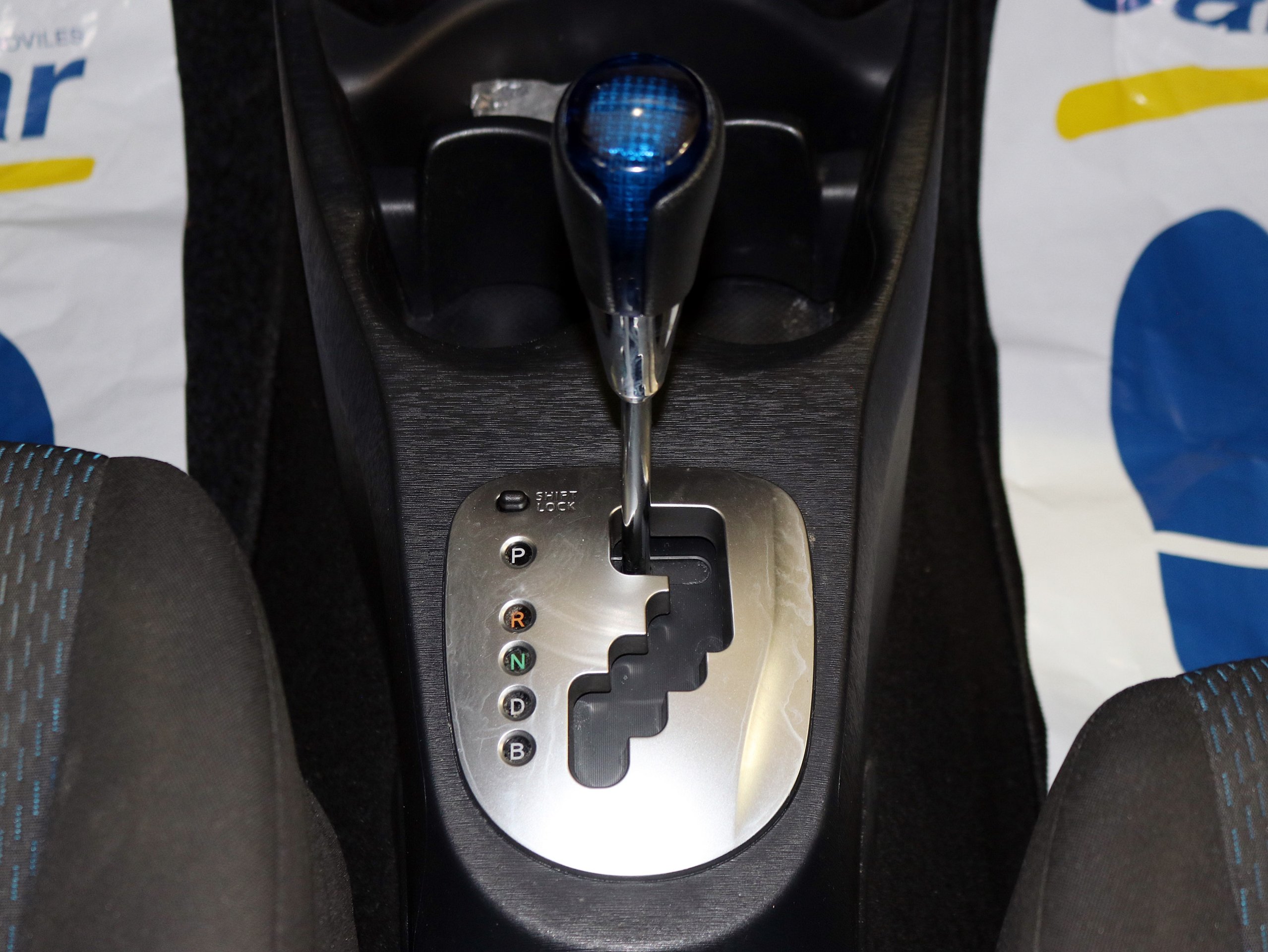 Foto Toyota Yaris 30