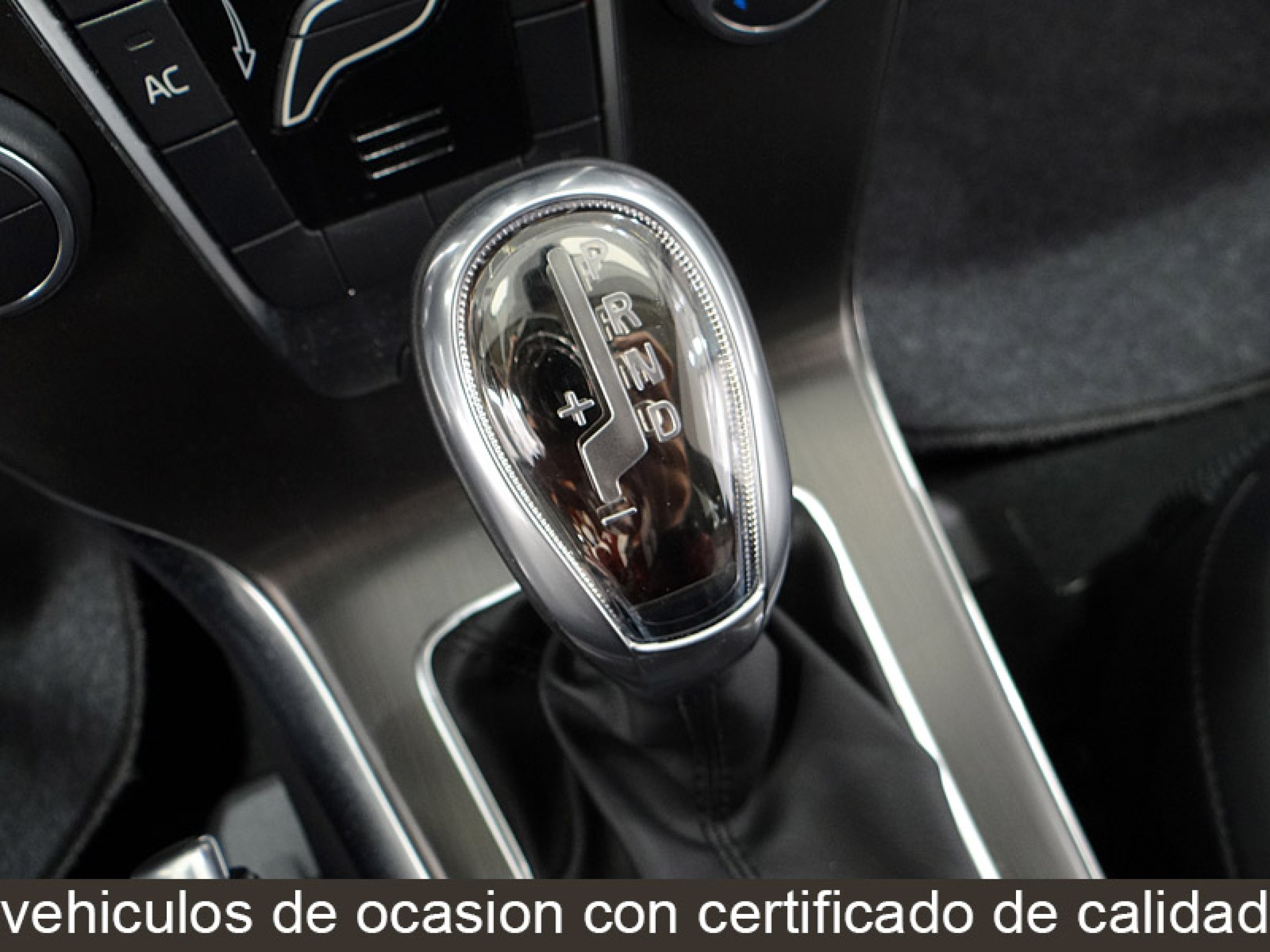 Foto Volvo V40 31