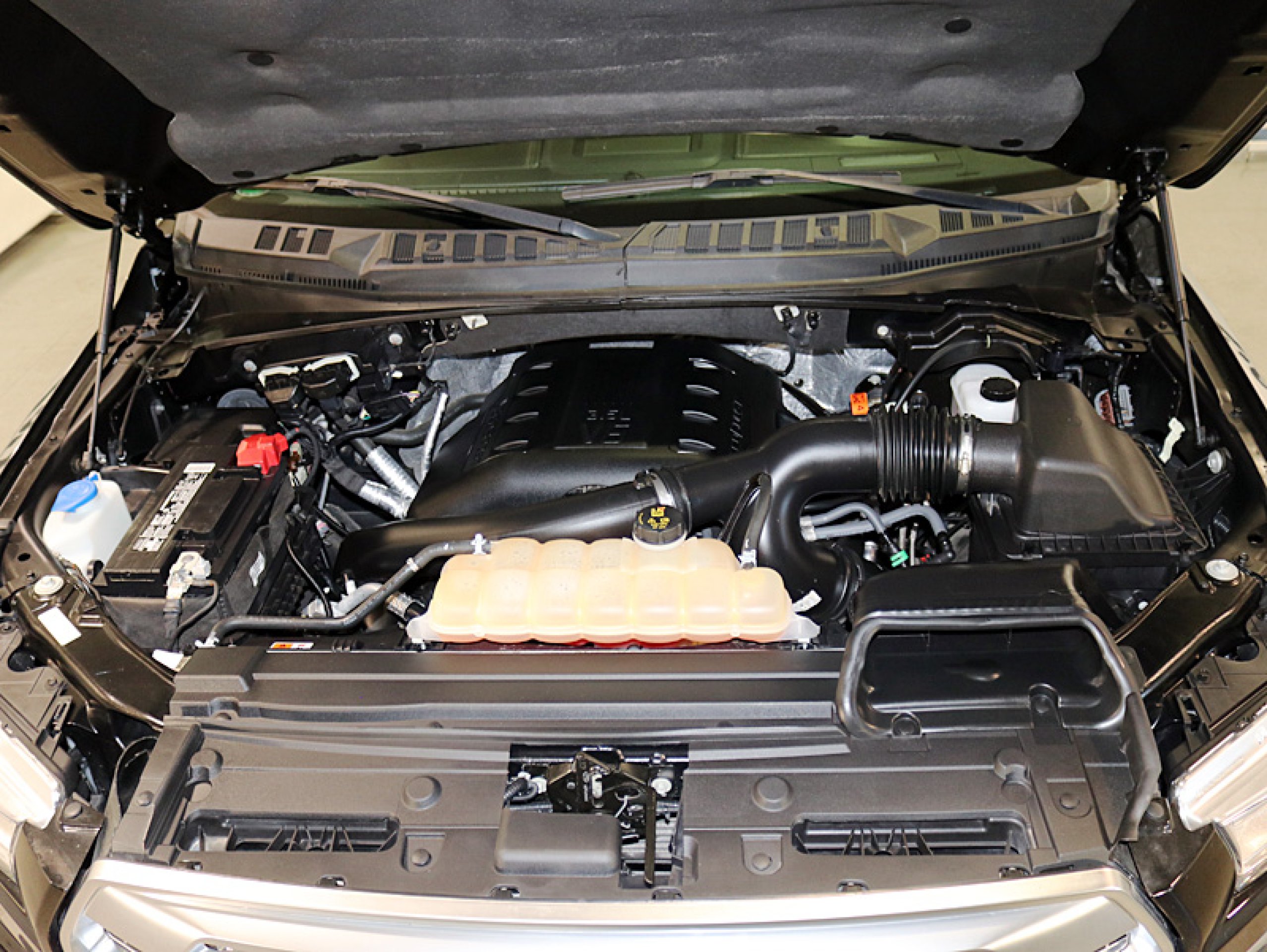 Foto Ford F 150 8