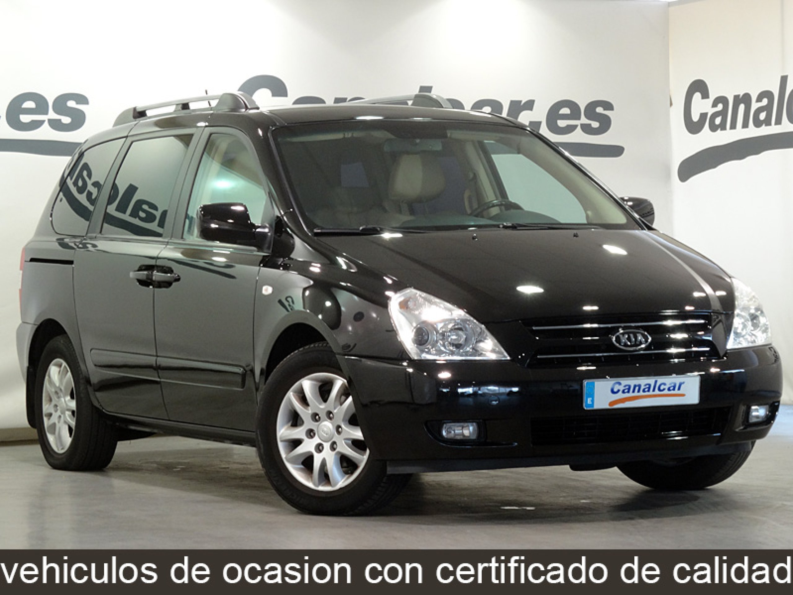 Foto Kia Carnival 4