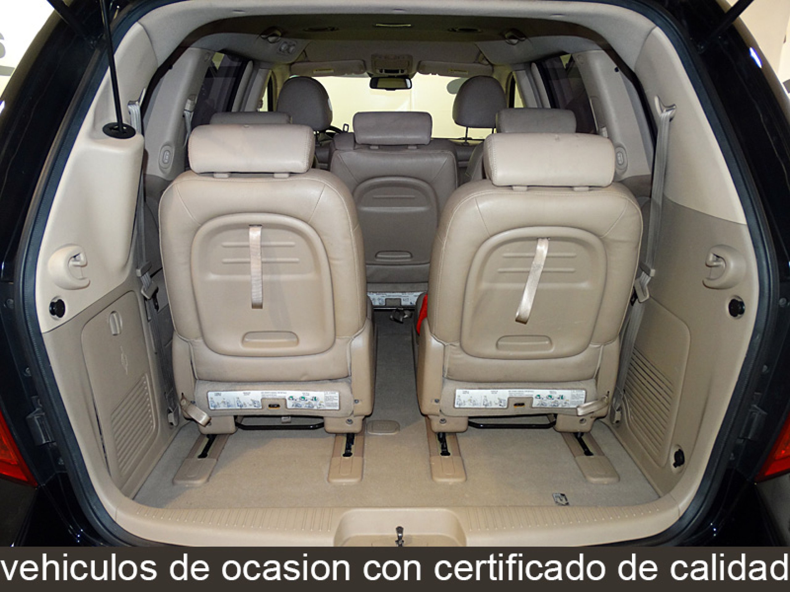 Foto Kia Carnival 8