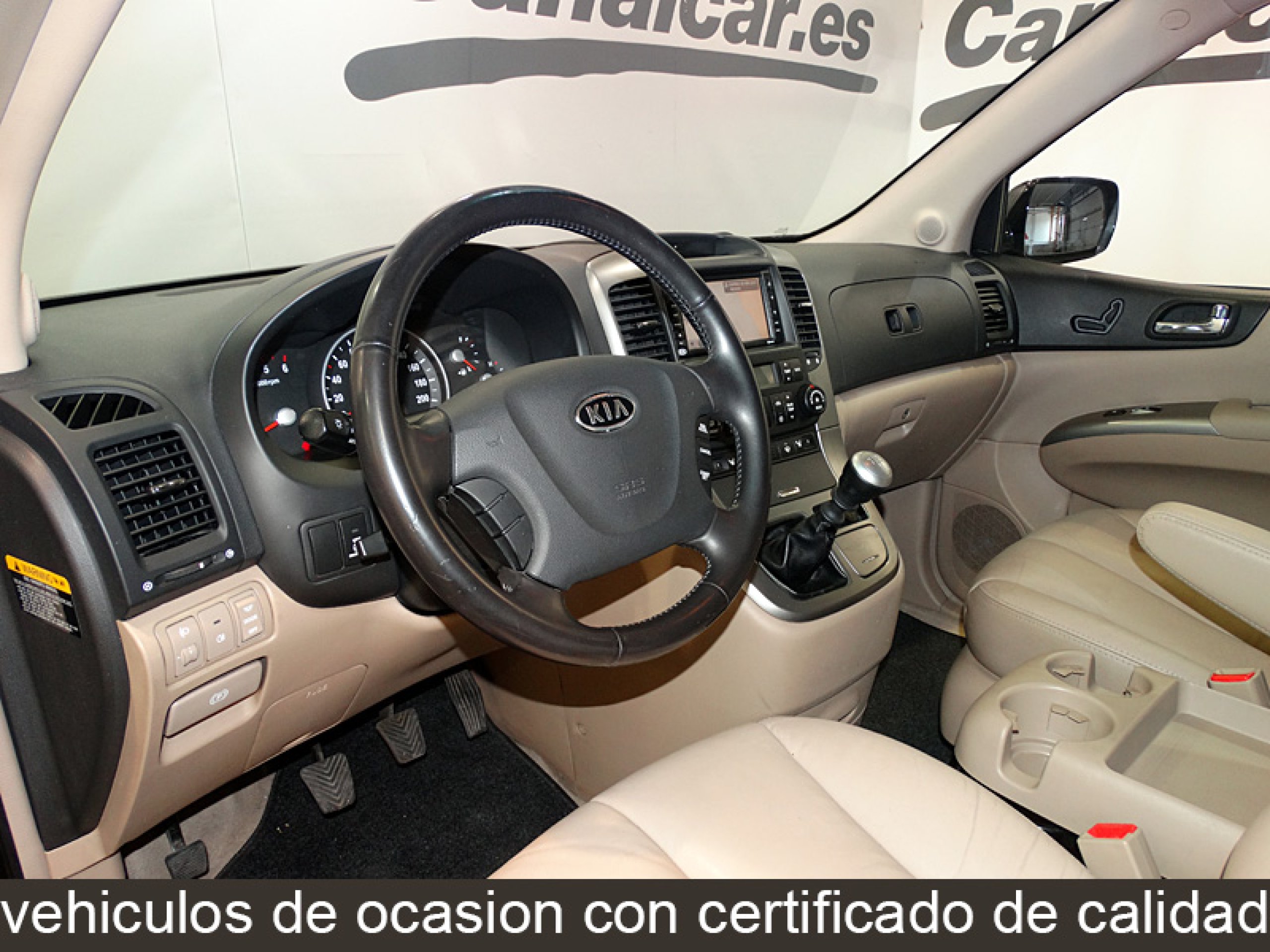 Foto Kia Carnival 13