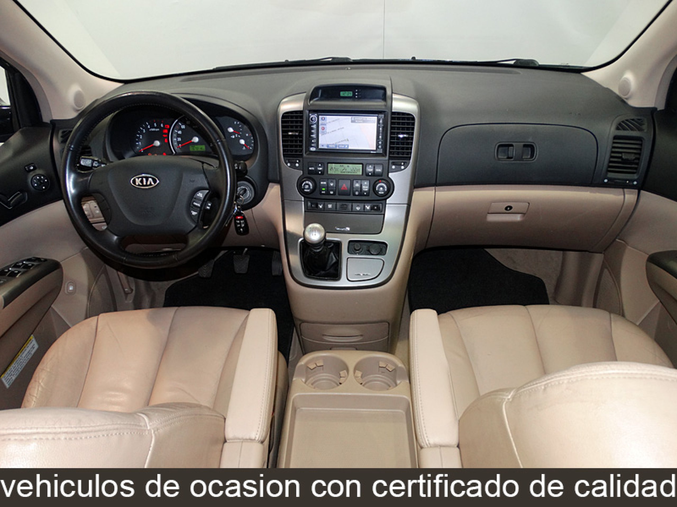 Foto Kia Carnival 14
