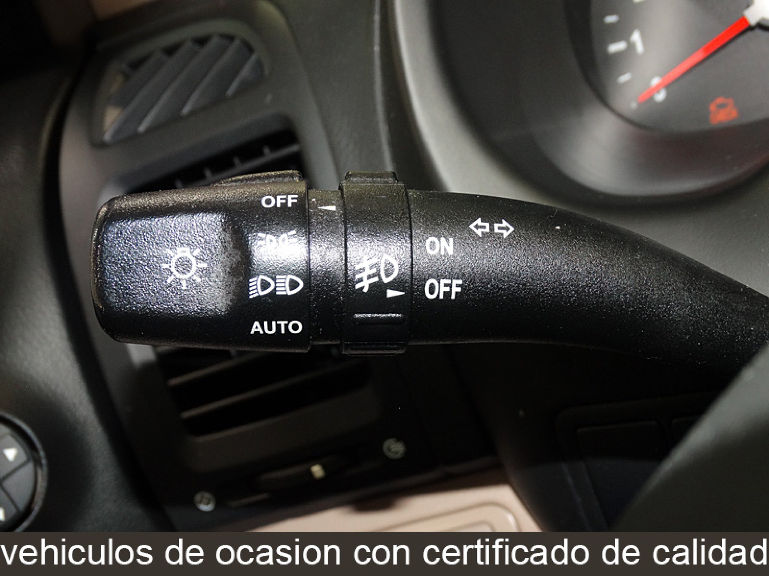 Foto Kia Carnival 21