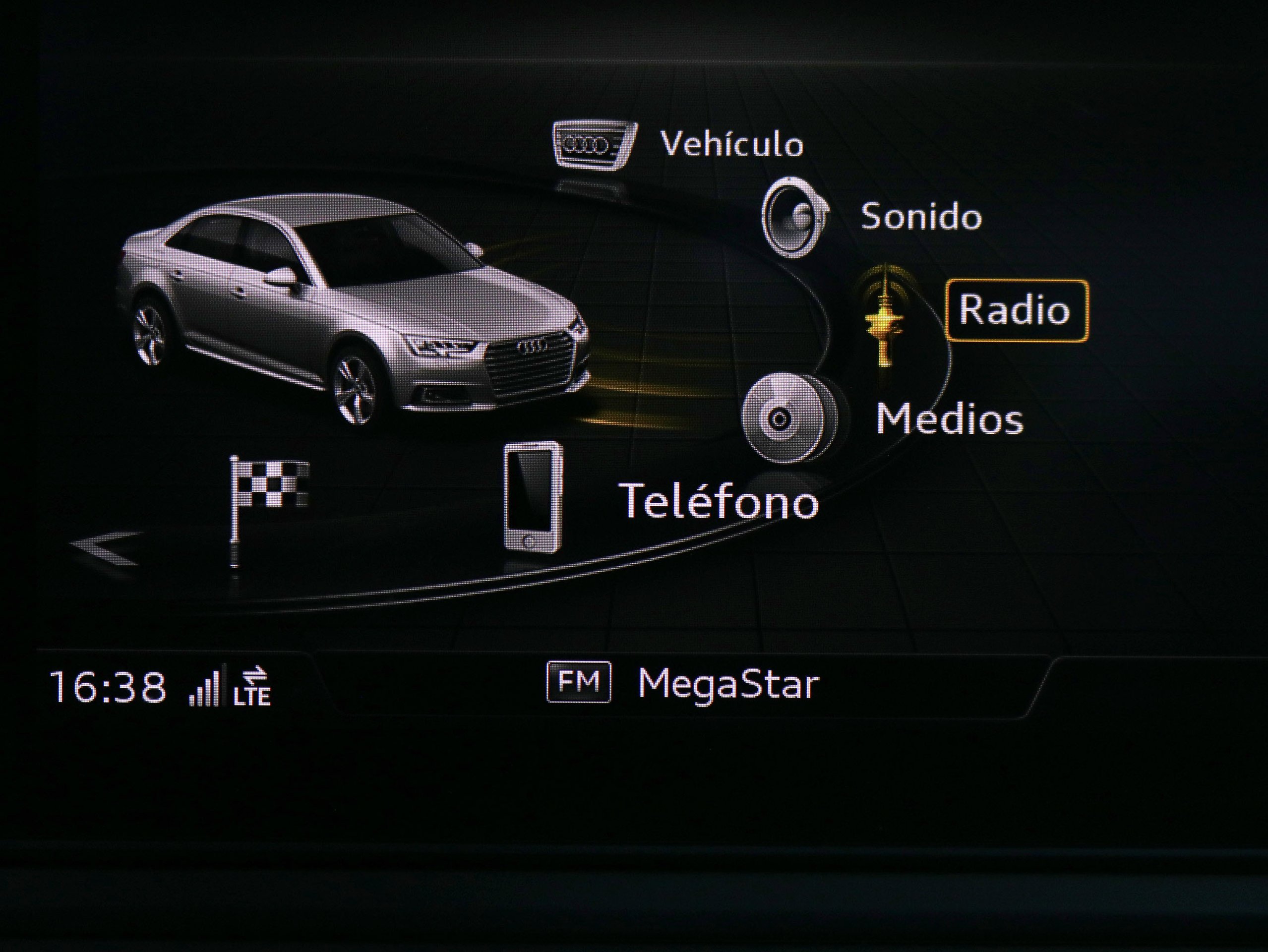 Foto Audi A4 16