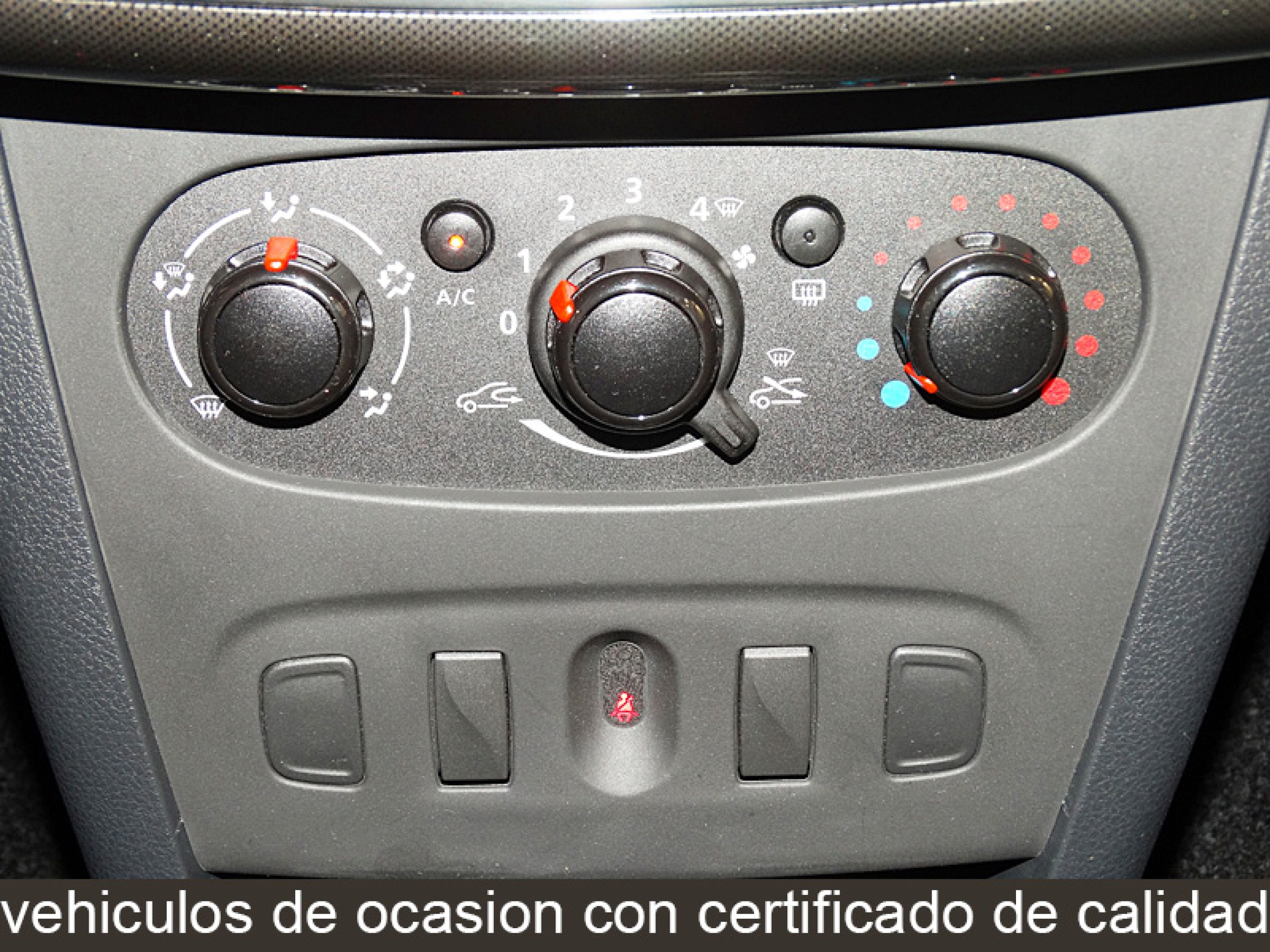 Foto Dacia Sandero 17