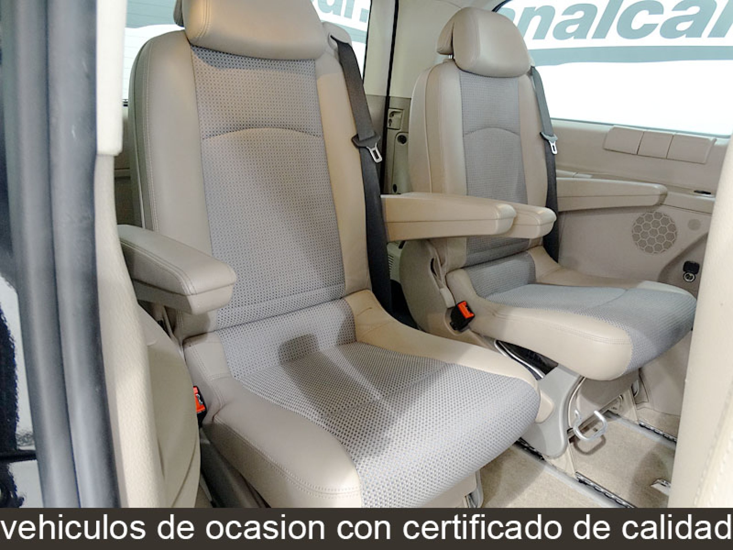 Foto Mercedes-Benz Viano 23