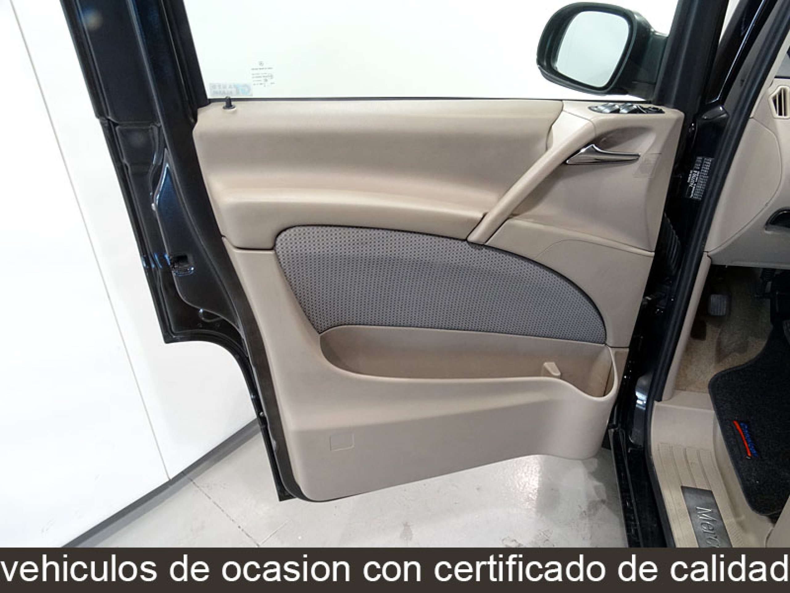 Foto Mercedes-Benz Viano 24