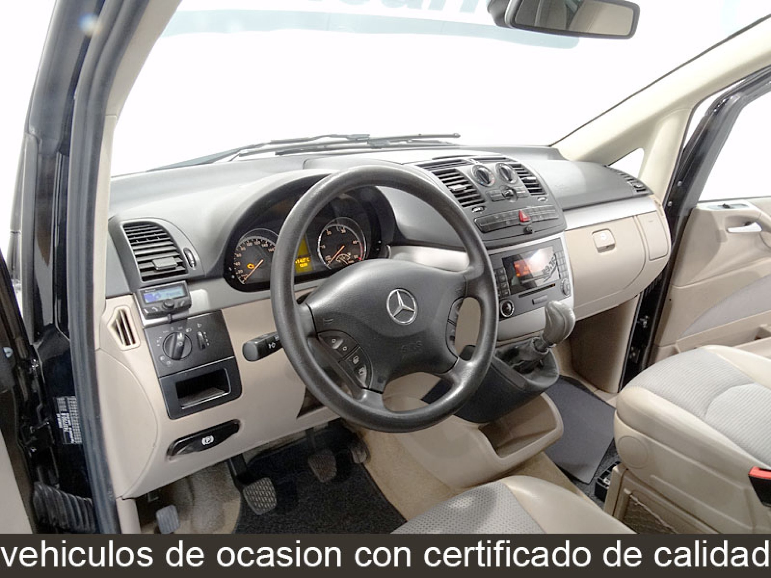 Foto Mercedes-Benz Viano 25