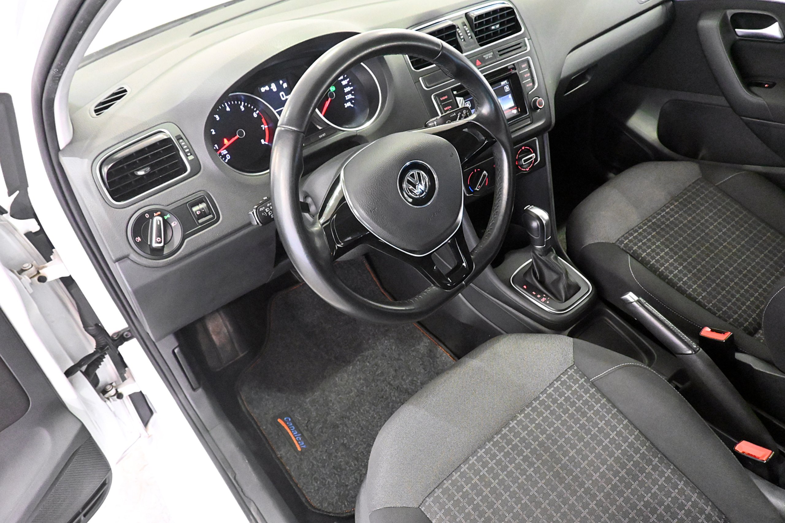 Foto Volkswagen Polo 9