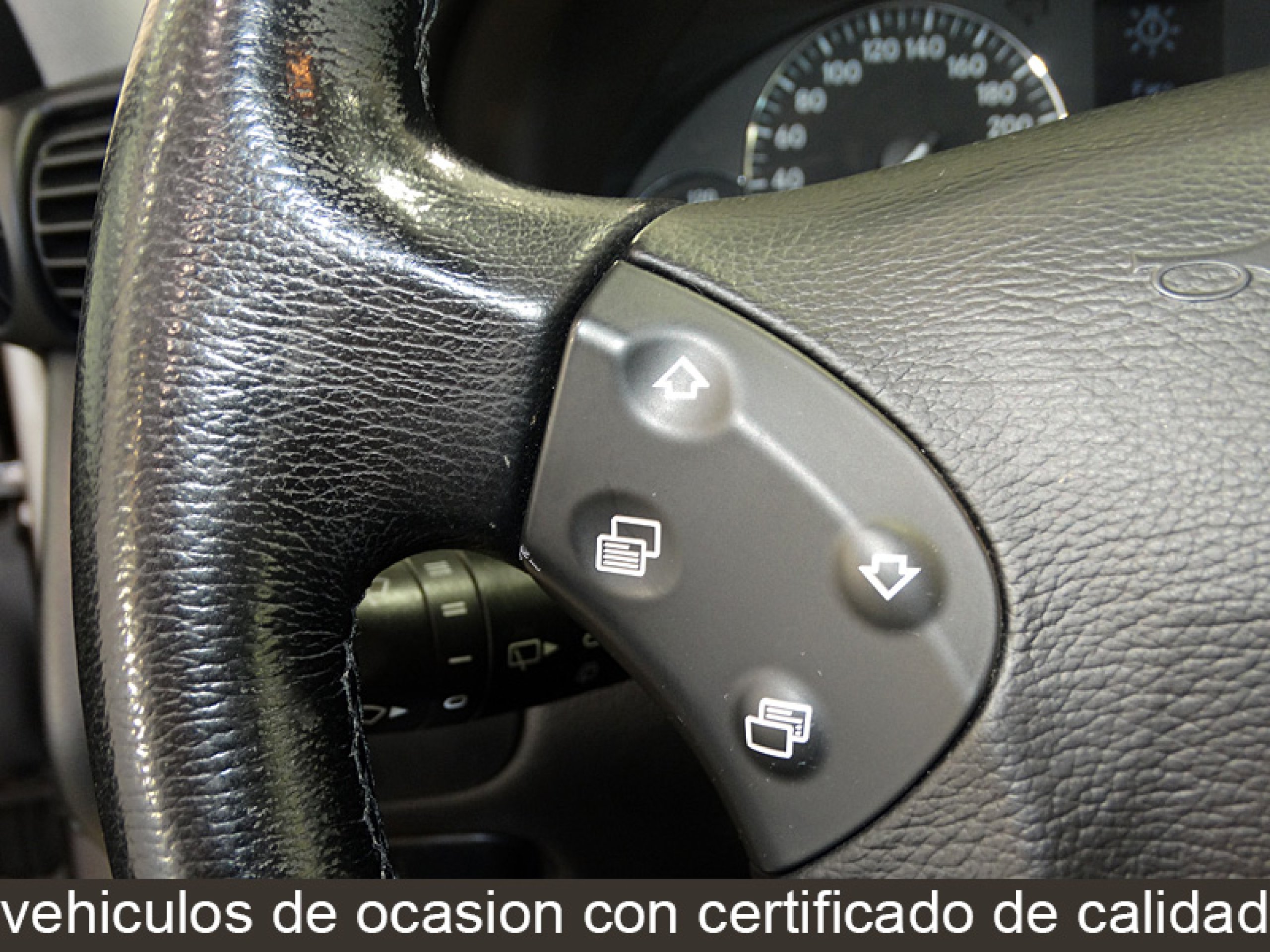 Foto Mercedes-Benz C 350 23