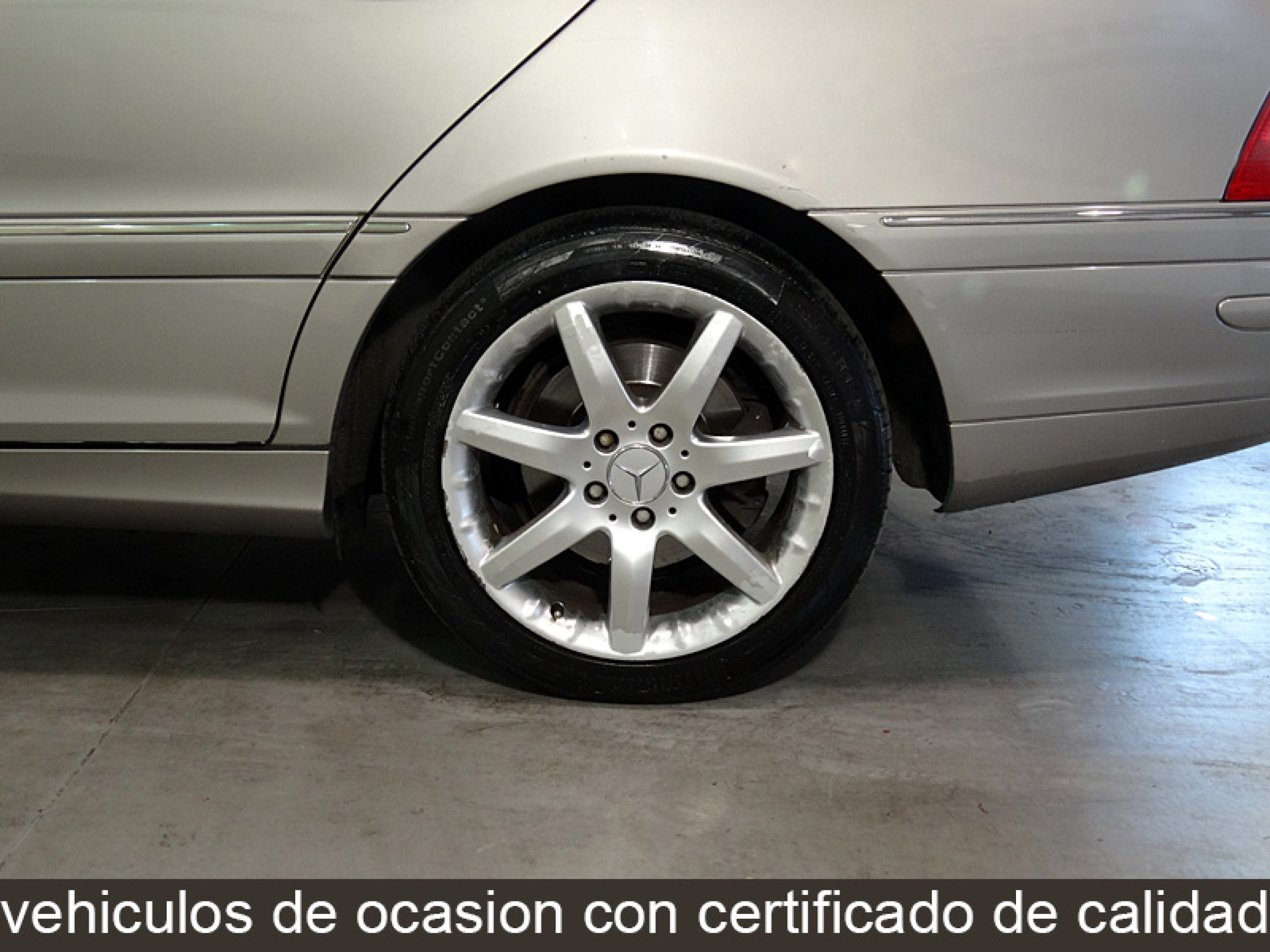 Foto Mercedes-Benz C 350 31
