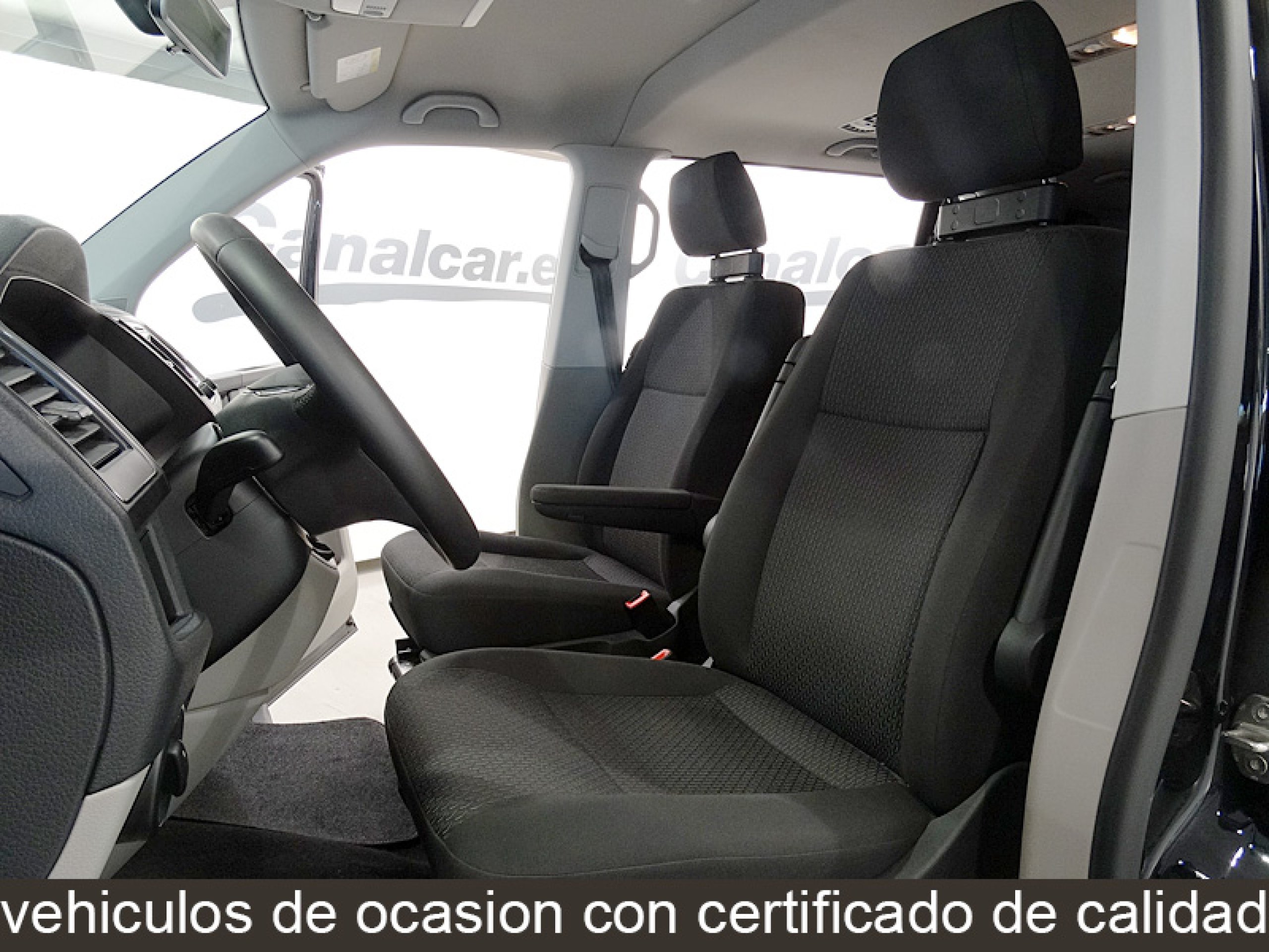 Foto Volkswagen Caravelle 18