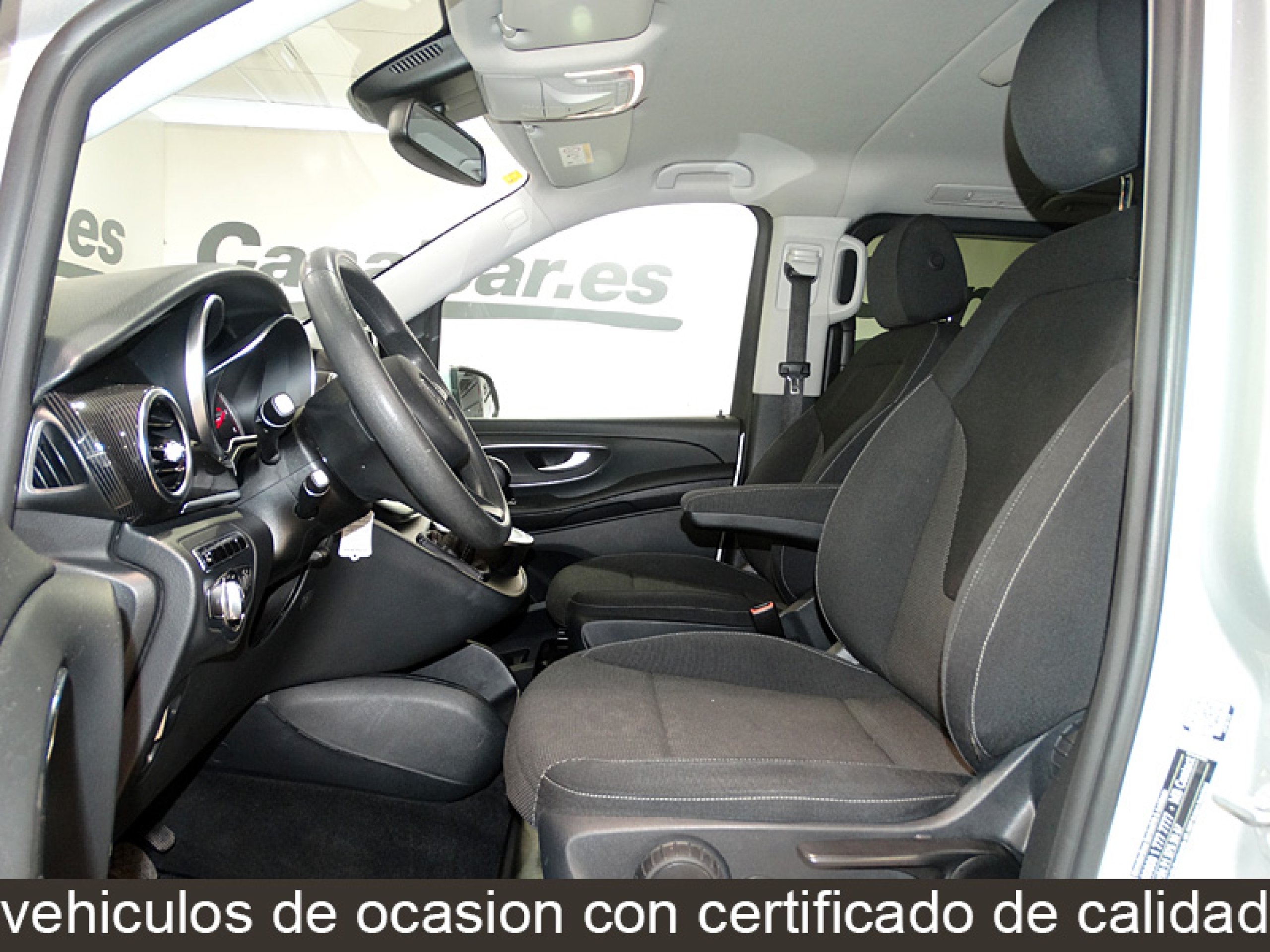 Foto Mercedes-Benz V 220 15