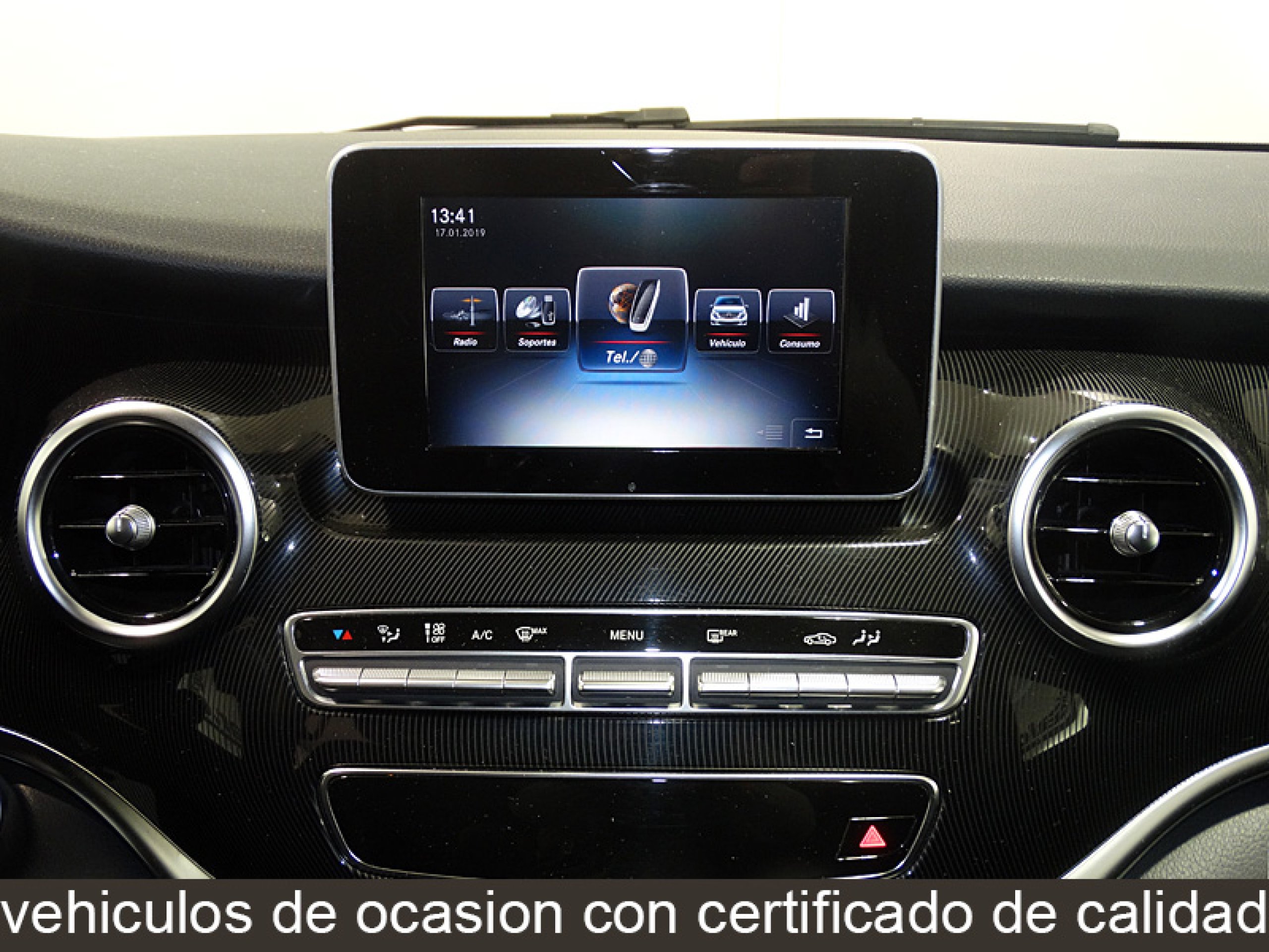 Foto Mercedes-Benz V 220 26
