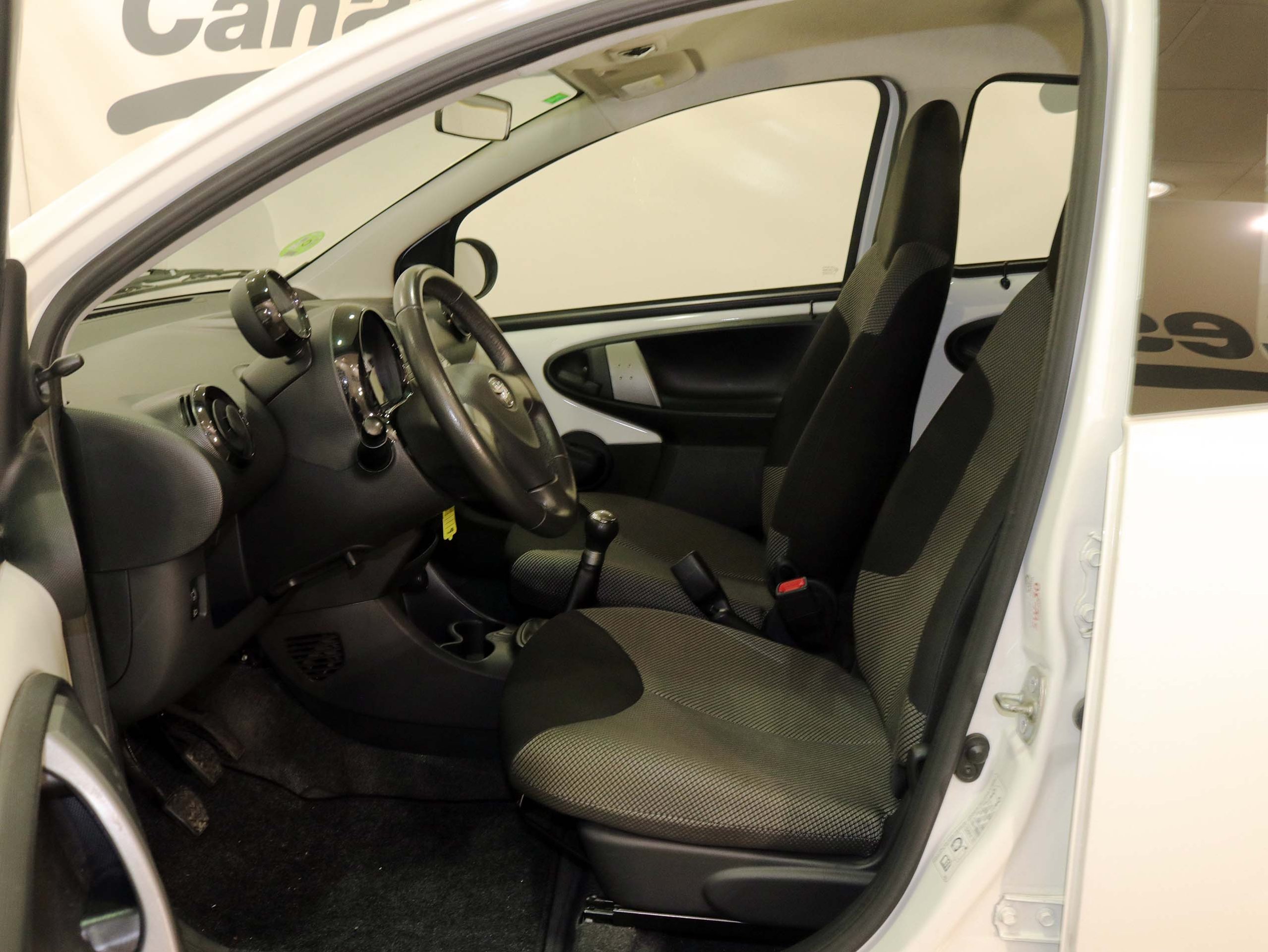 Foto Toyota Aygo 11