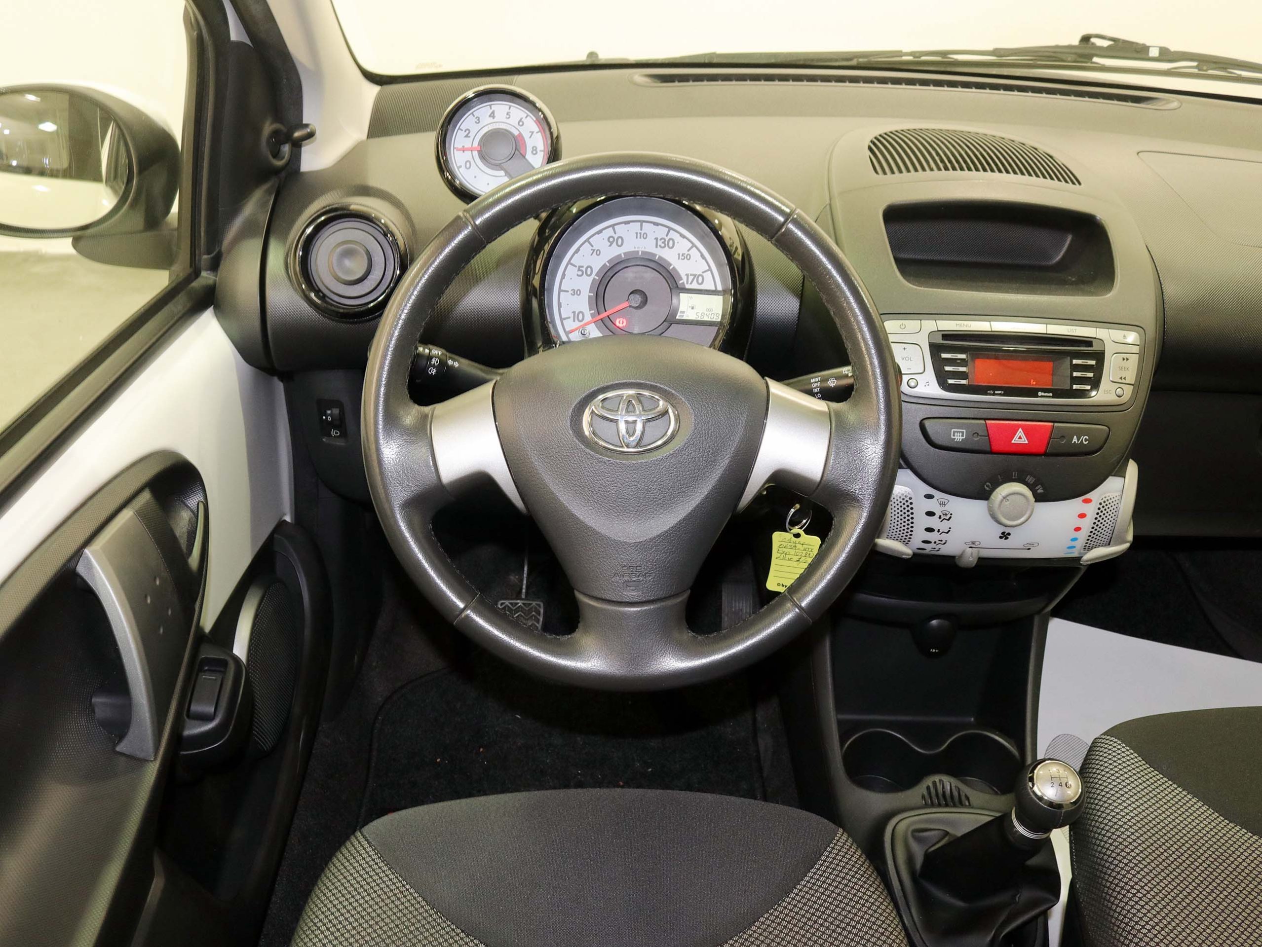 Foto Toyota Aygo 16