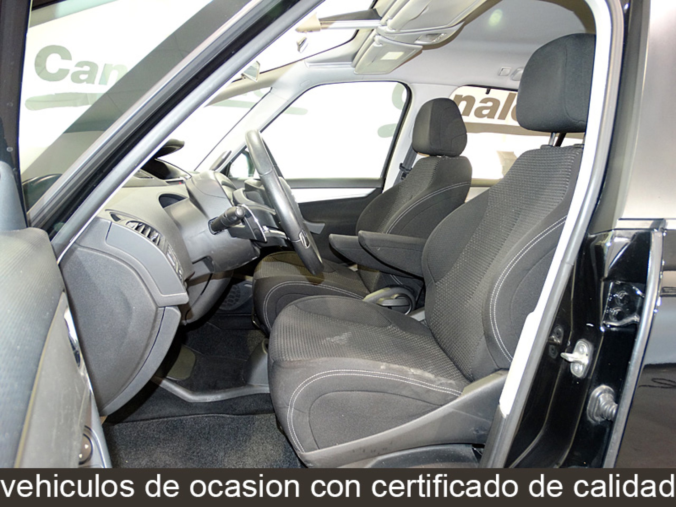 Foto Citroen Grand C4 Picasso 12