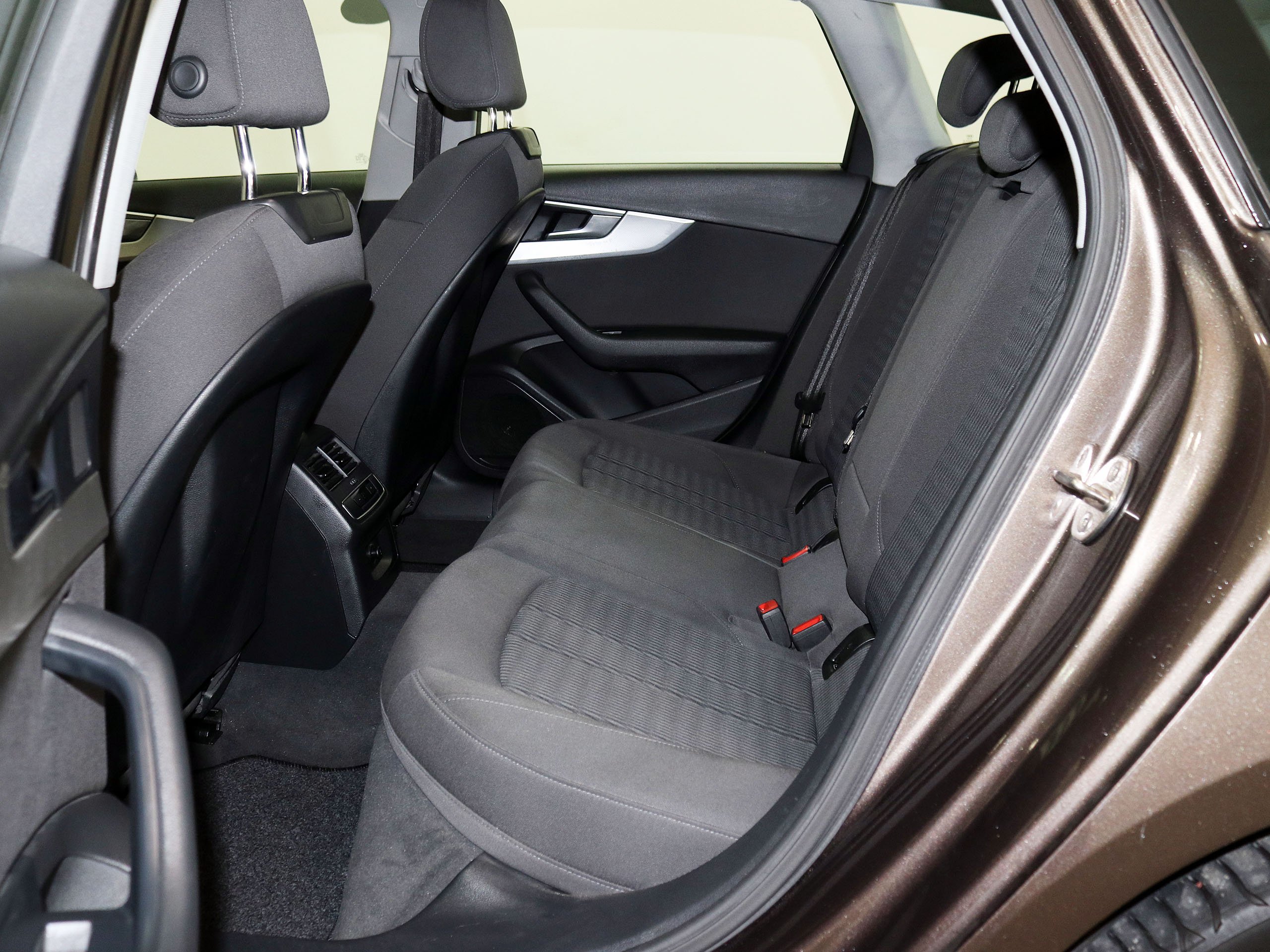 Foto Audi A4 16