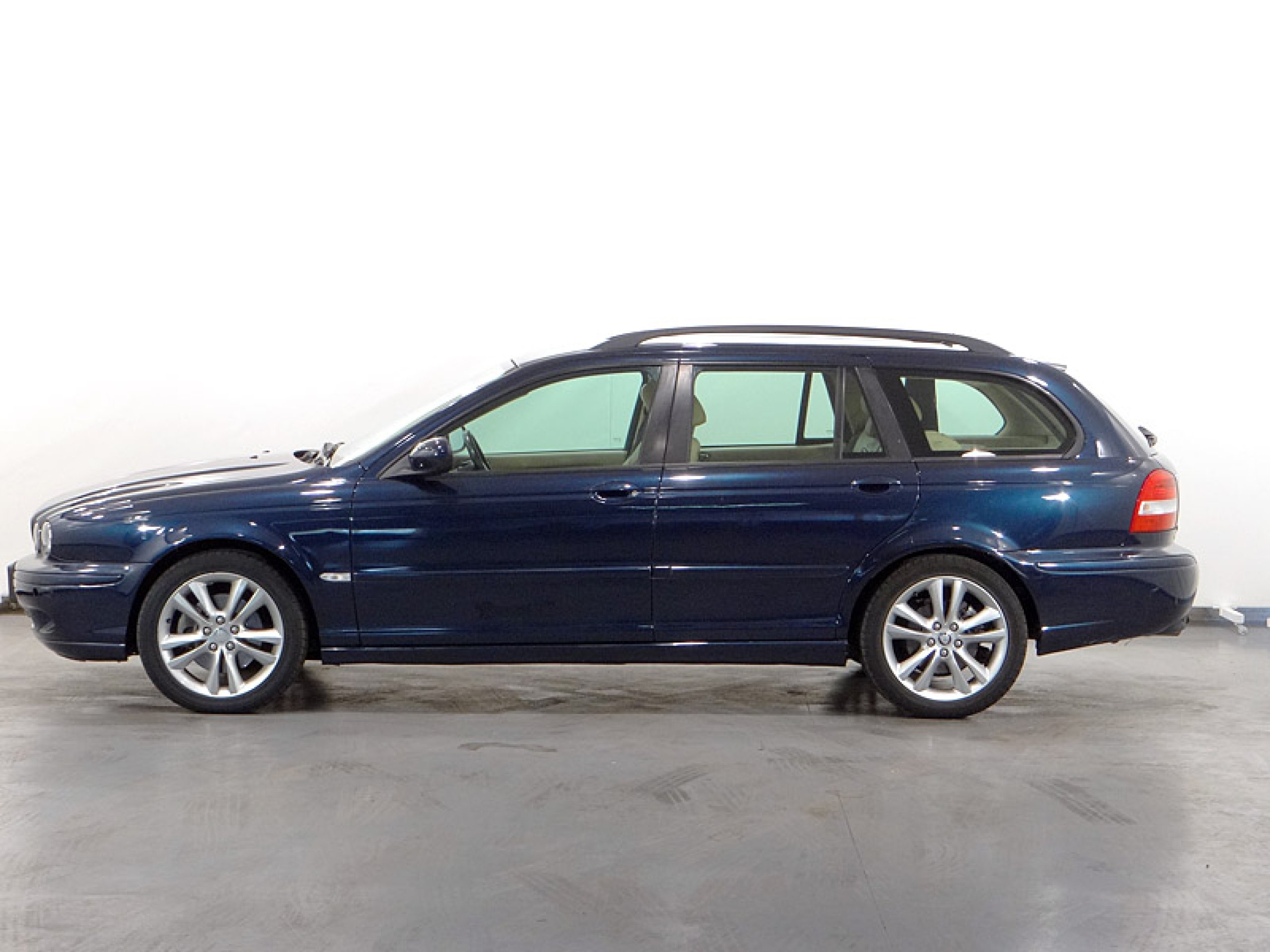 Foto Jaguar X-Type 14