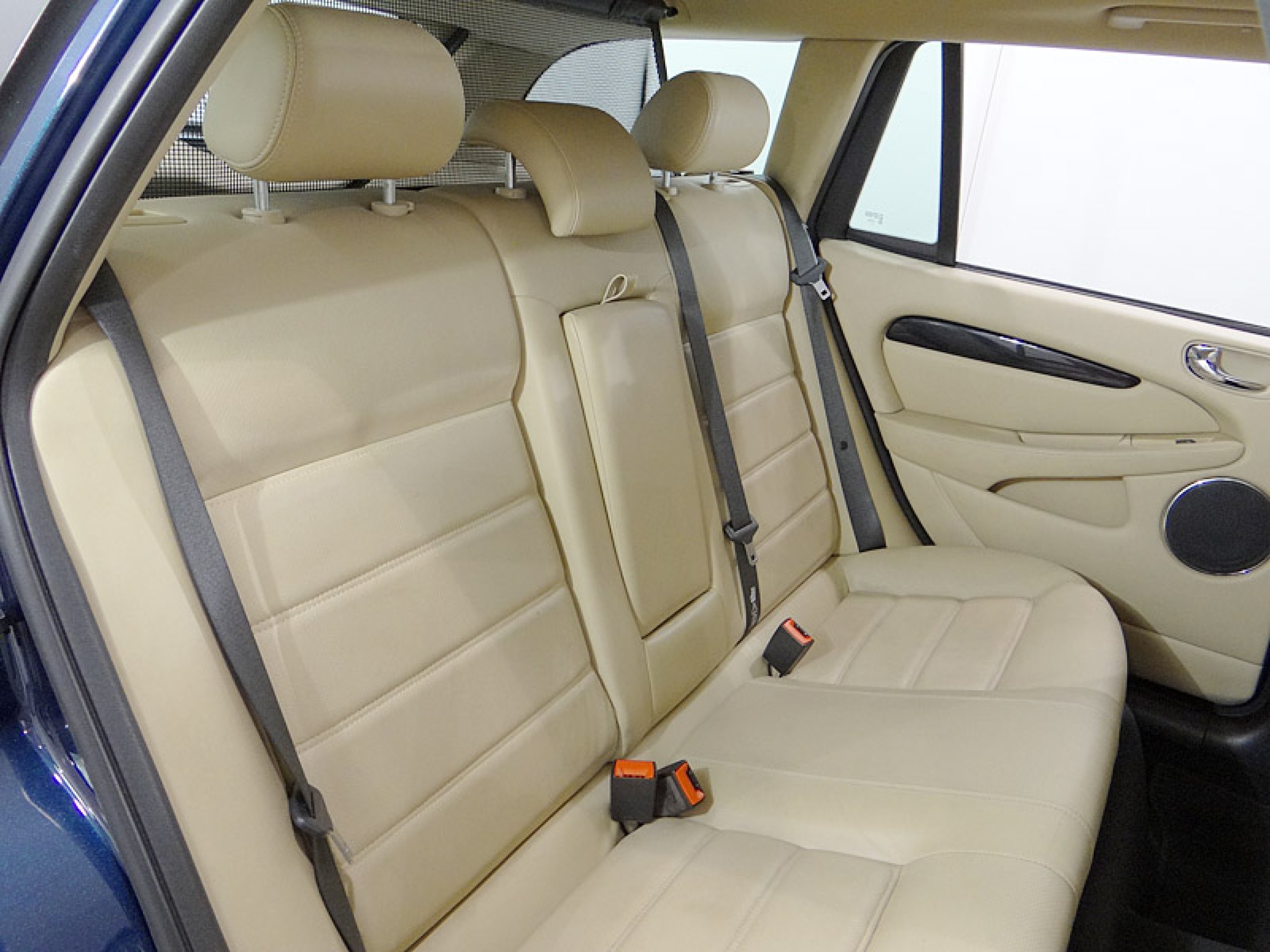 Foto Jaguar X-Type 25