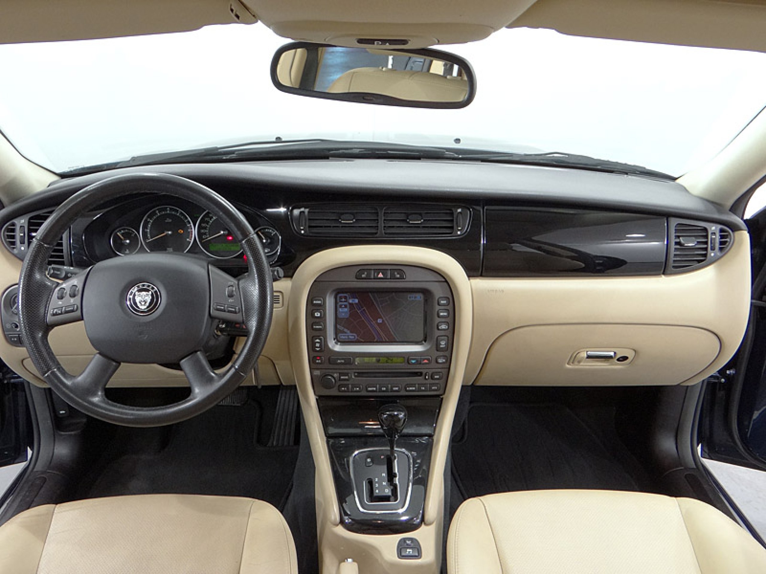 Foto Jaguar X-Type 30