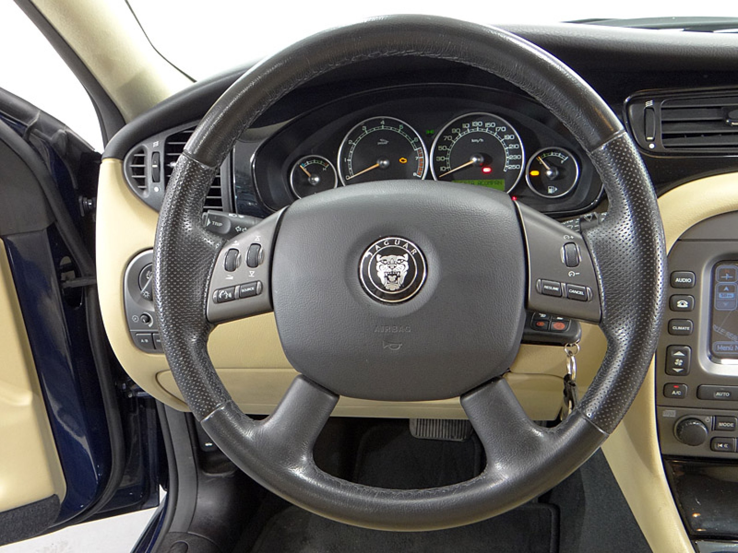 Foto Jaguar X-Type 33