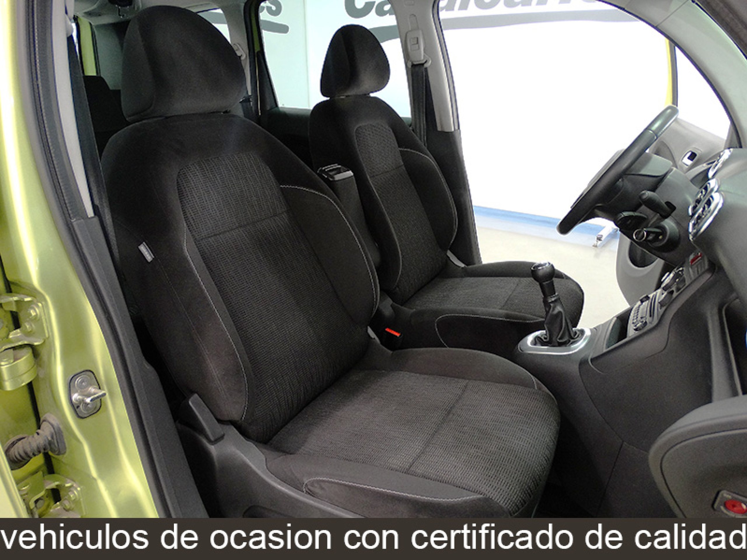 Foto Citroen C3 Picasso 19