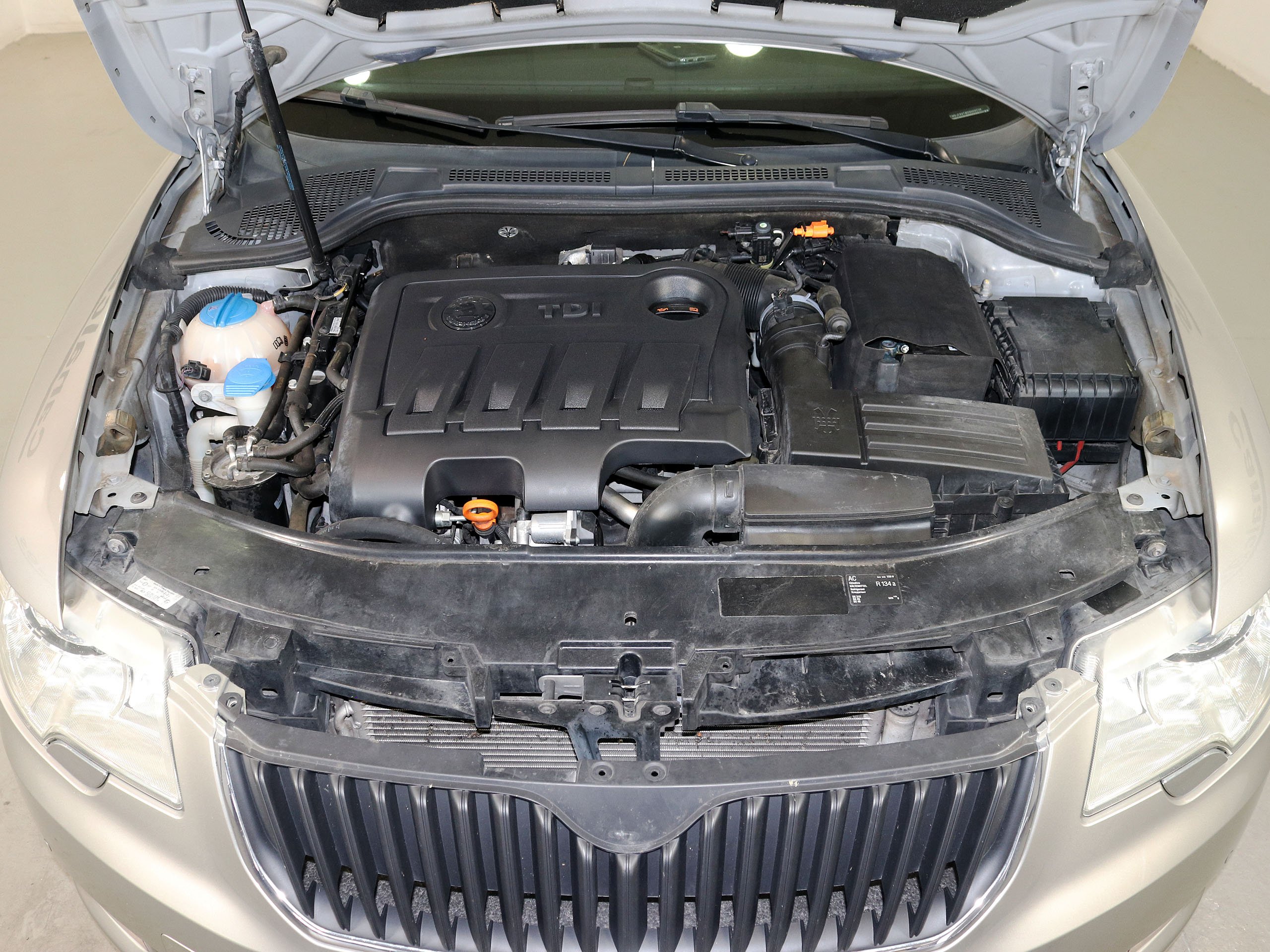 Foto Skoda Superb 8