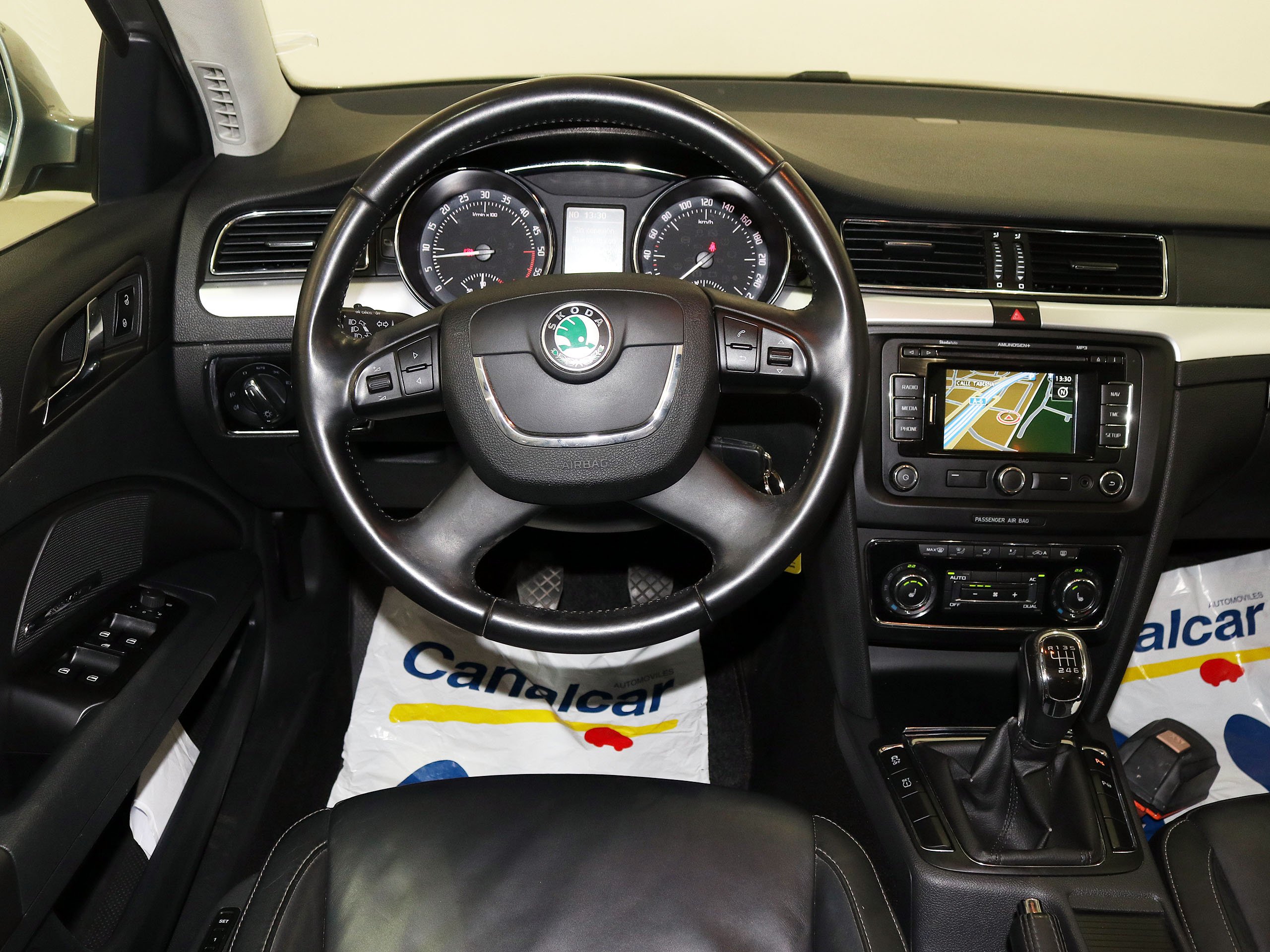 Foto Skoda Superb 26