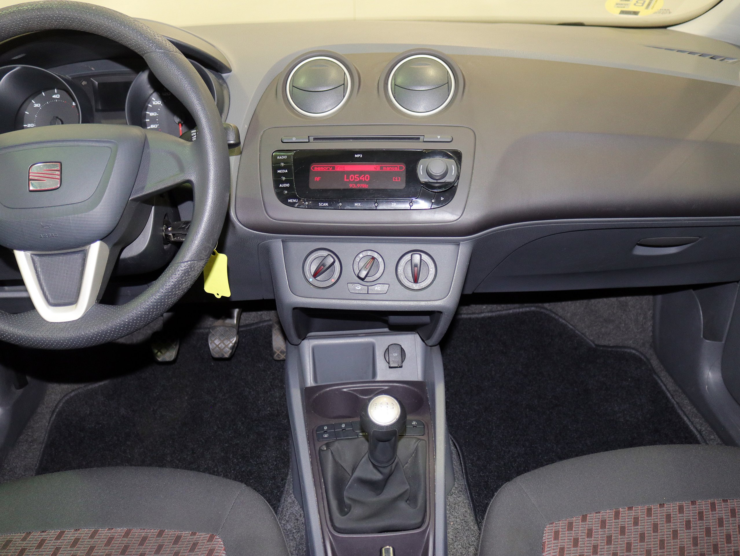 Foto Seat Ibiza 18