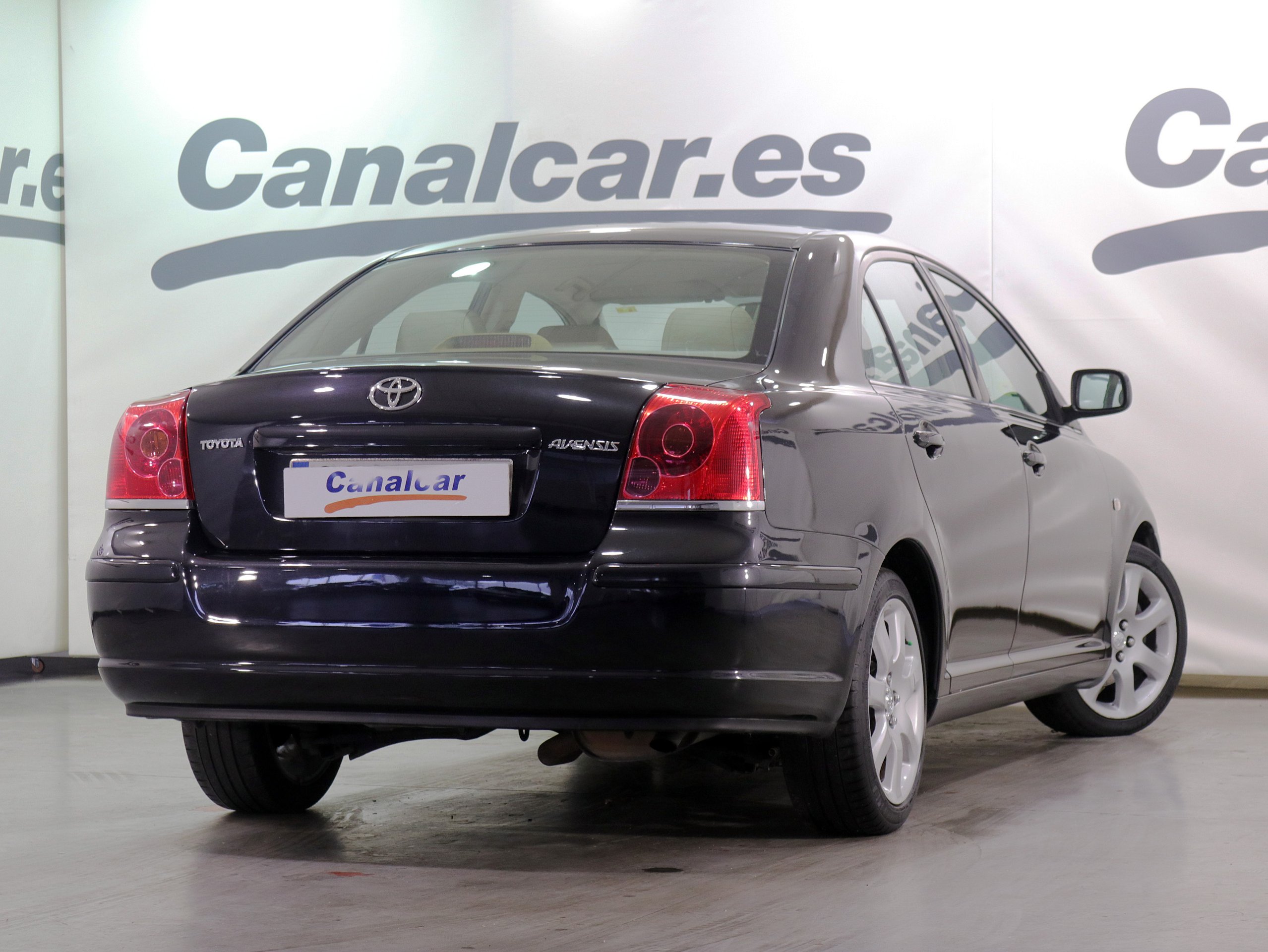 Foto Toyota Avensis 4 Foto Toyota Avensis 4
