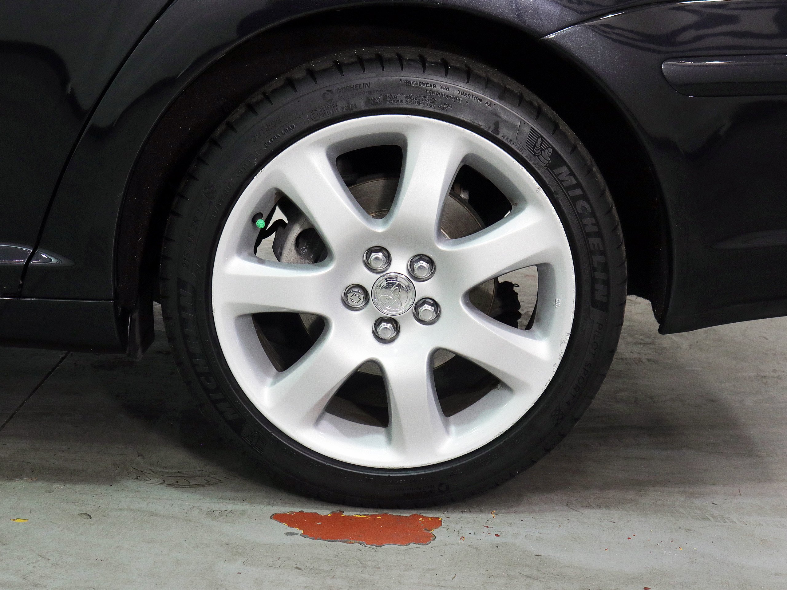 Foto Toyota Avensis 24 Foto Toyota Avensis 24
