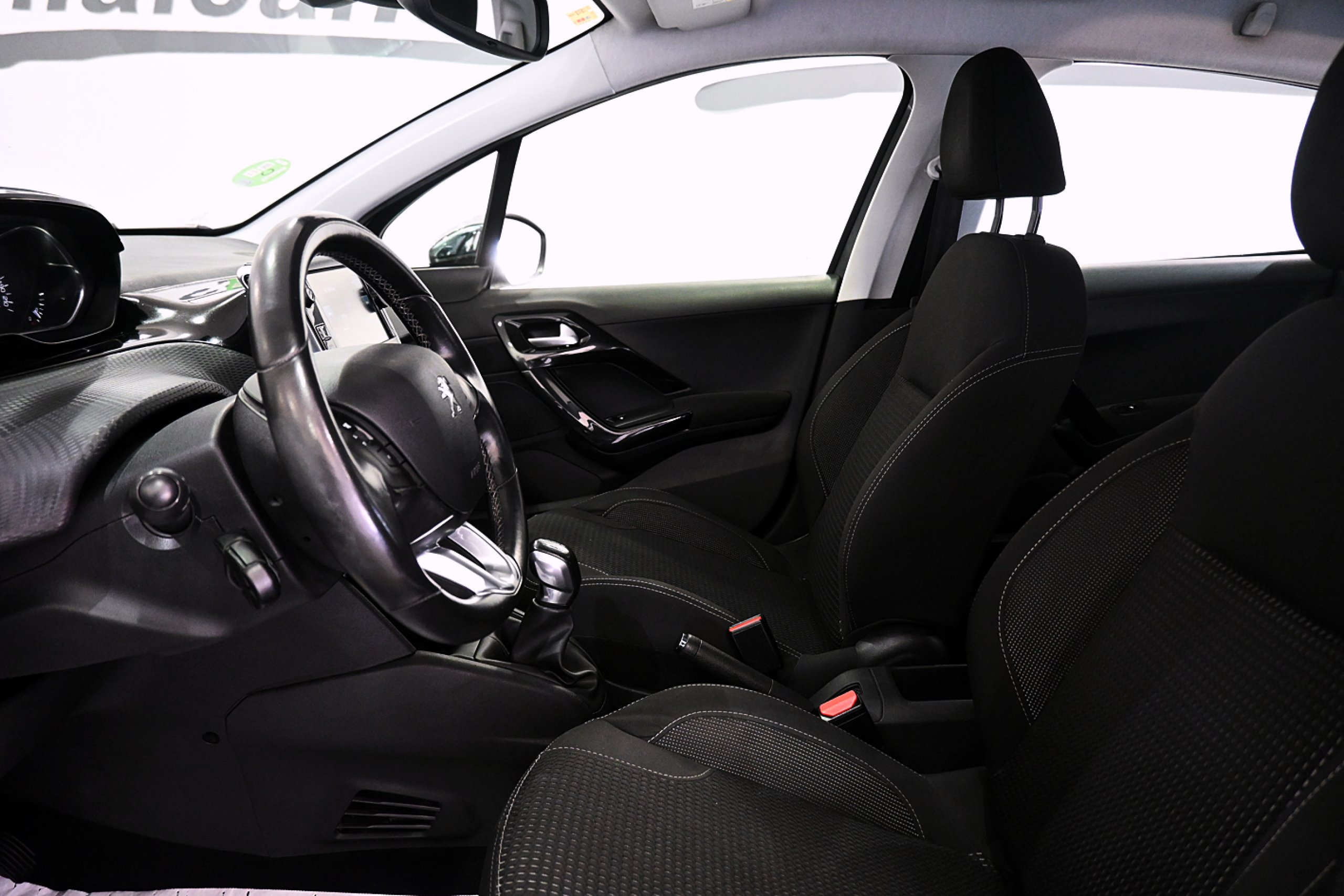 Foto Peugeot 208 10