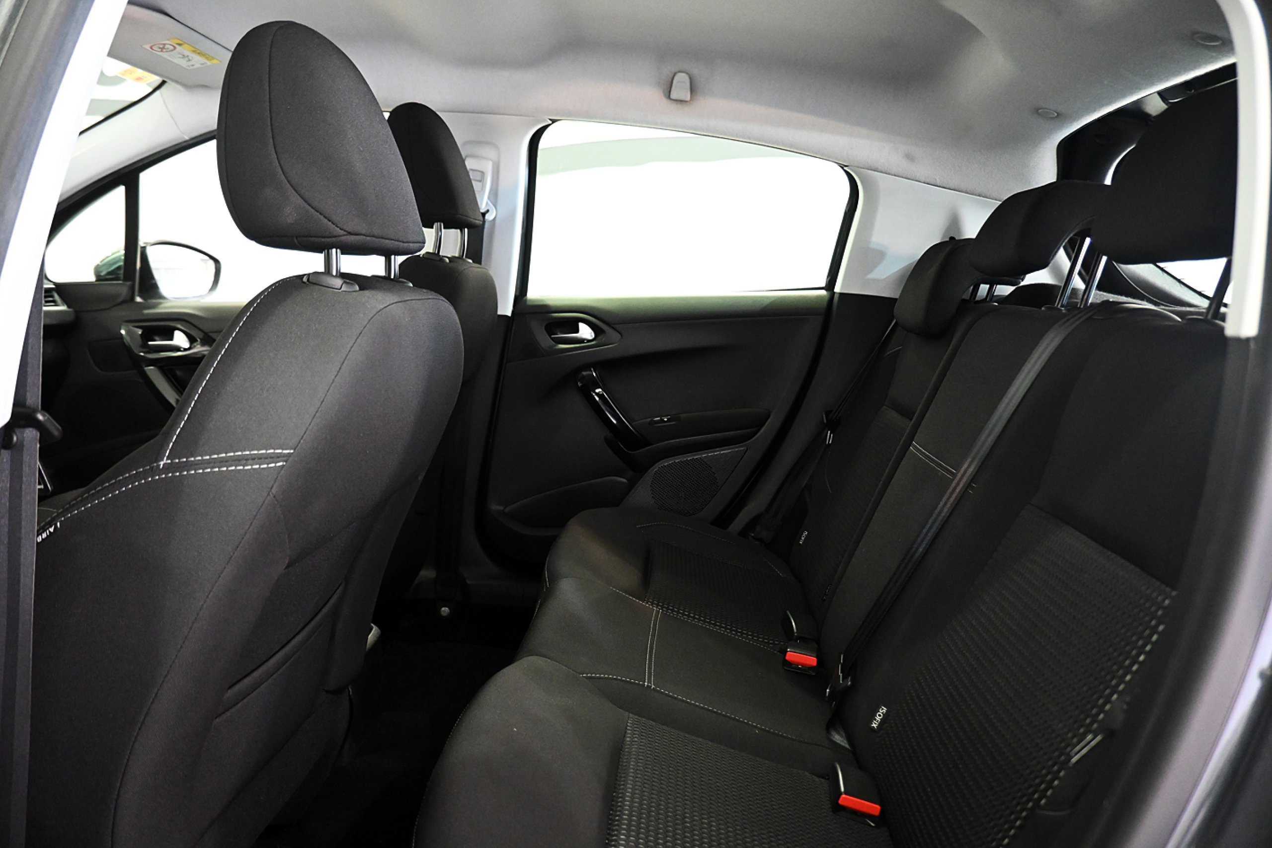 Foto Peugeot 208 11