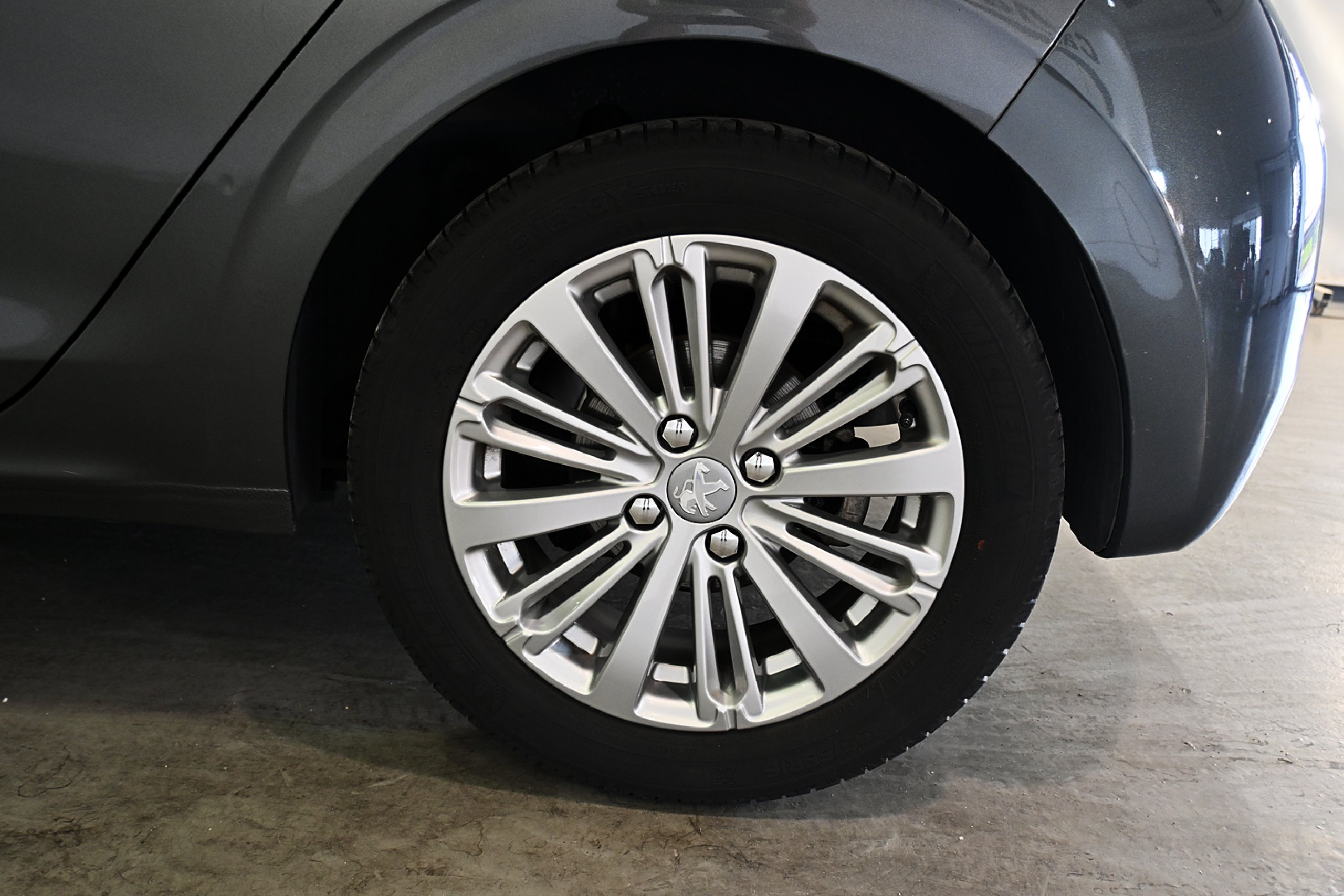 Foto Peugeot 208 22