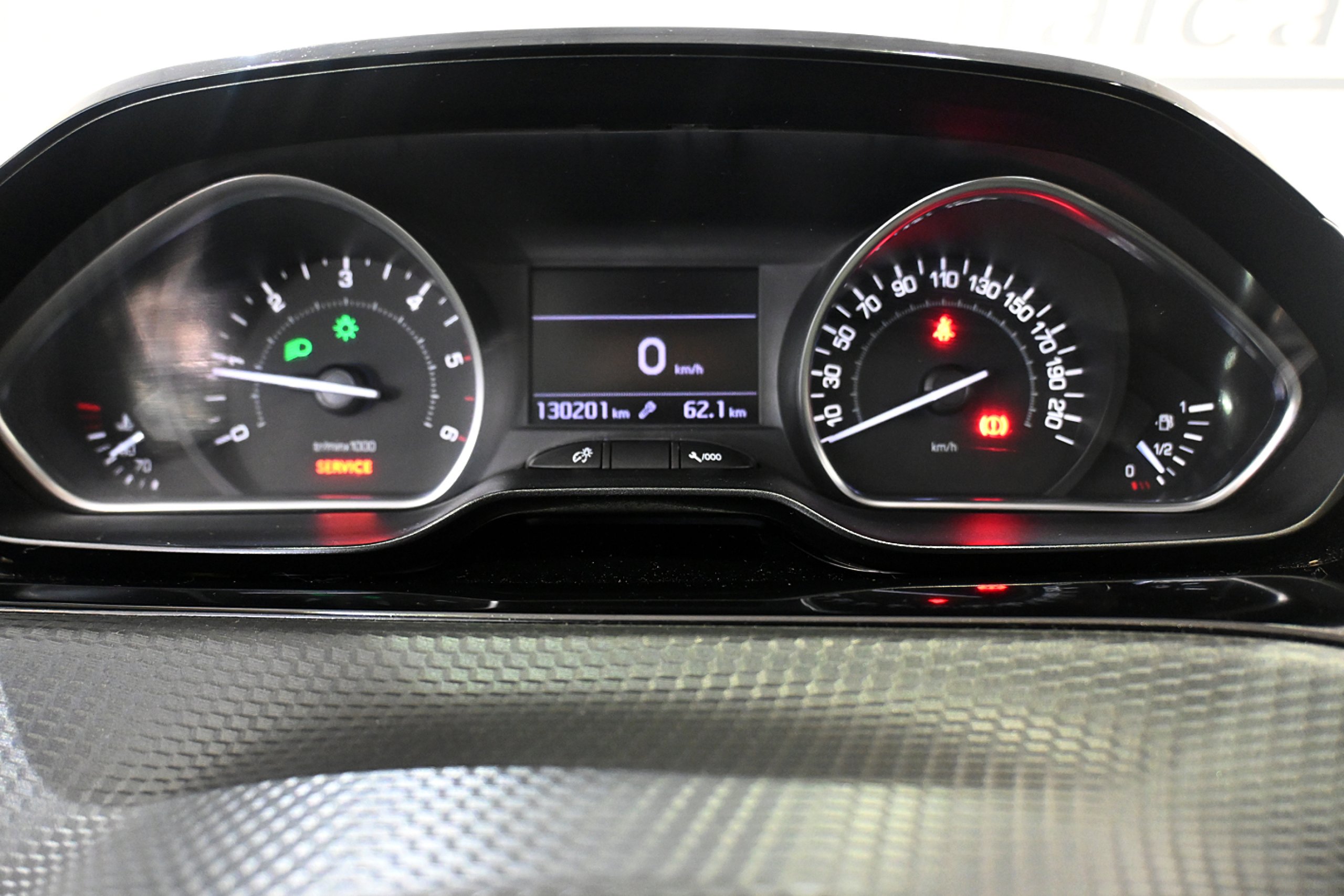 Foto Peugeot 208 12