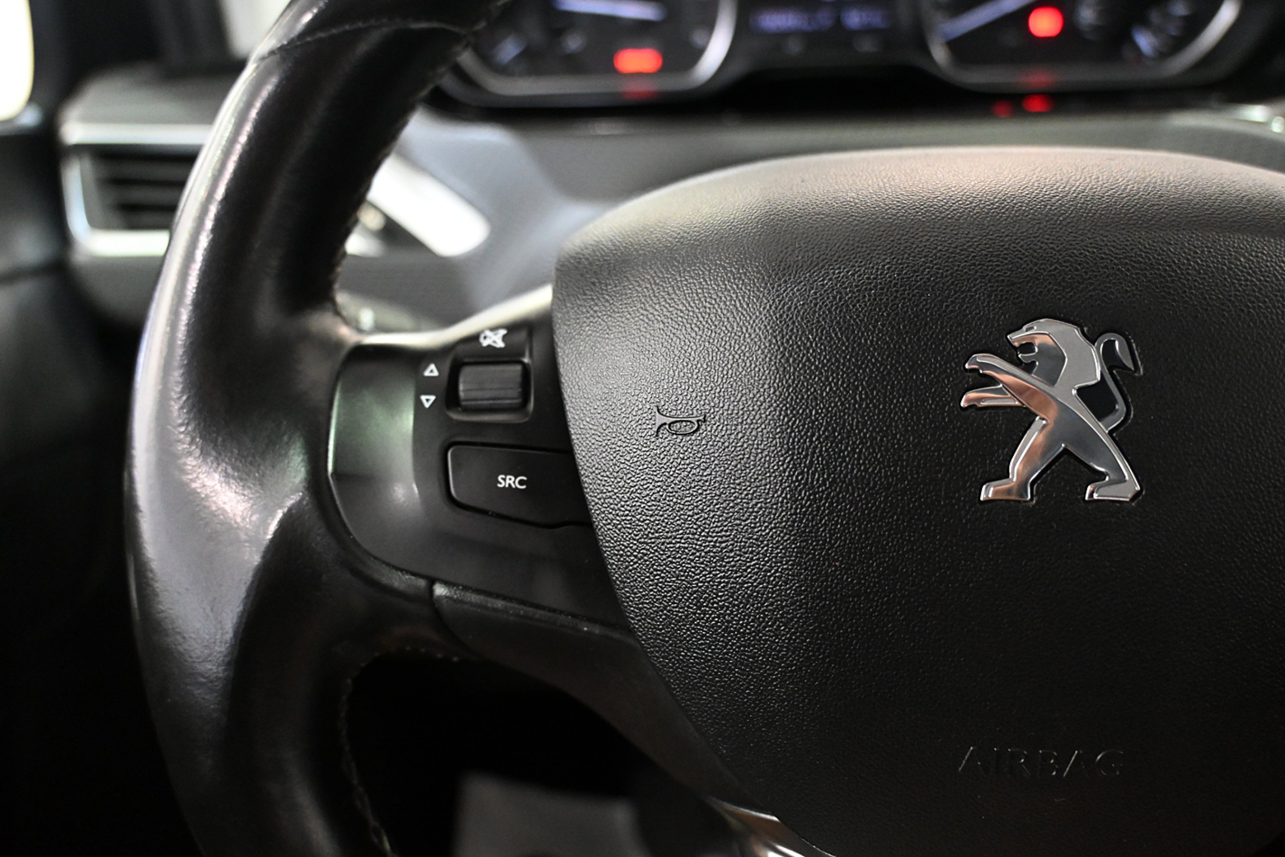 Foto Peugeot 208 21