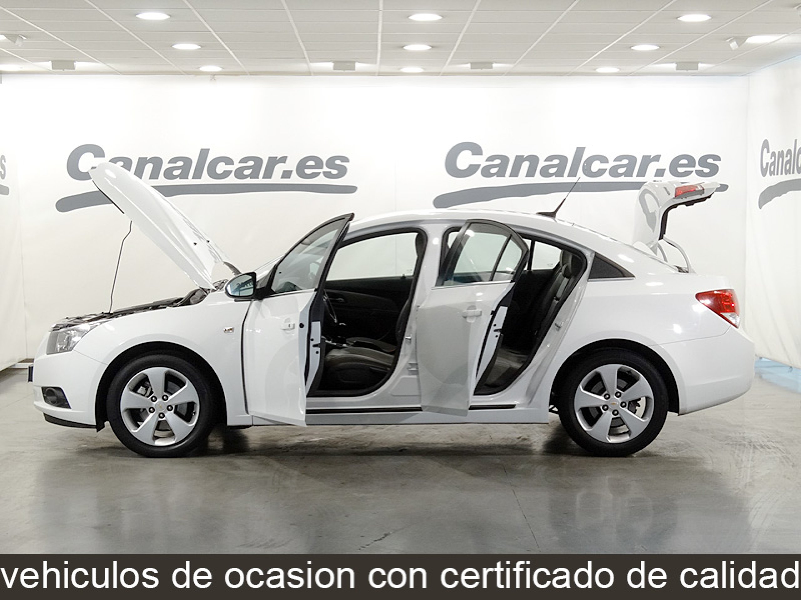 Foto Chevrolet Cruze 12