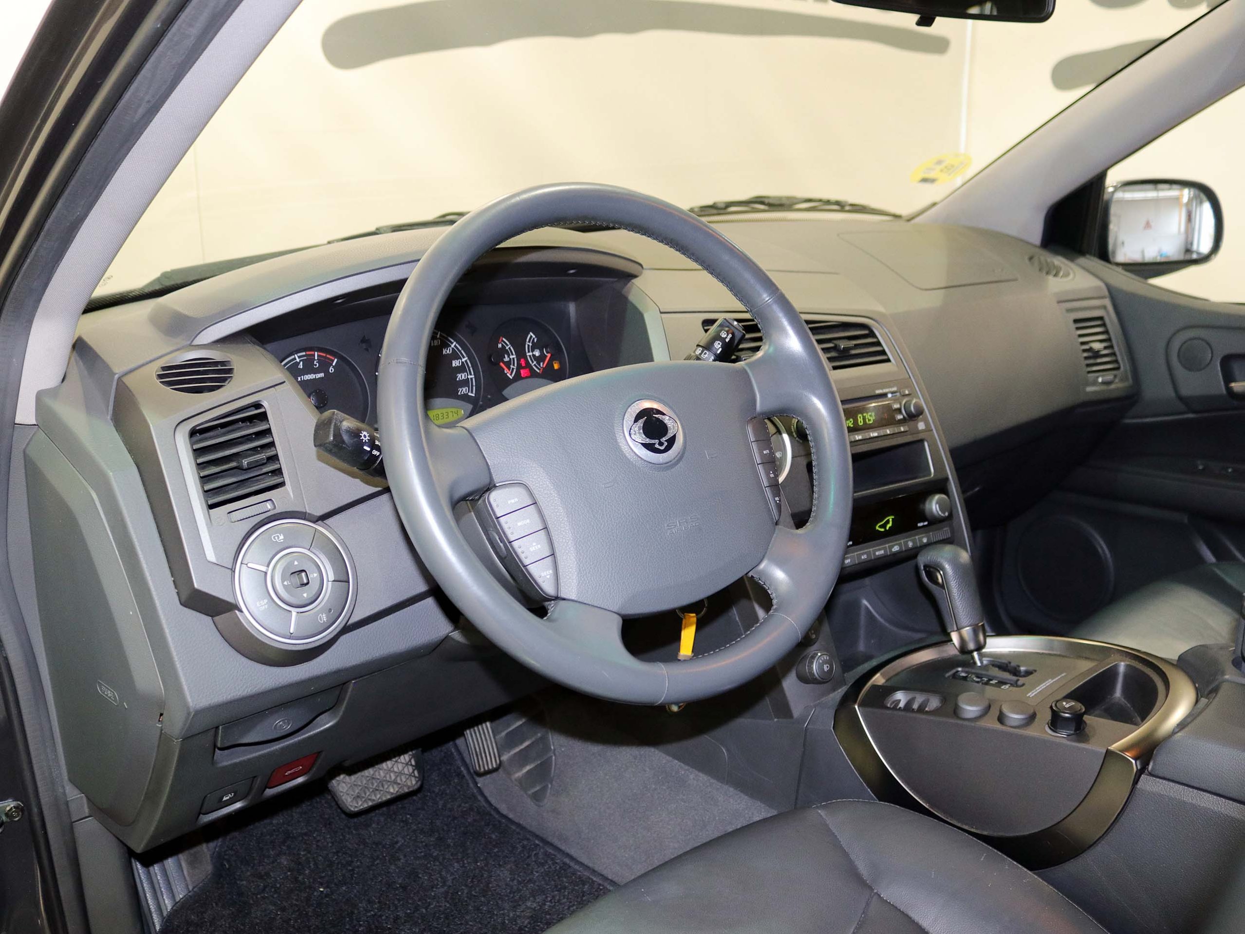 Foto Ssangyong Kyron 13 Foto Ssangyong Kyron 13