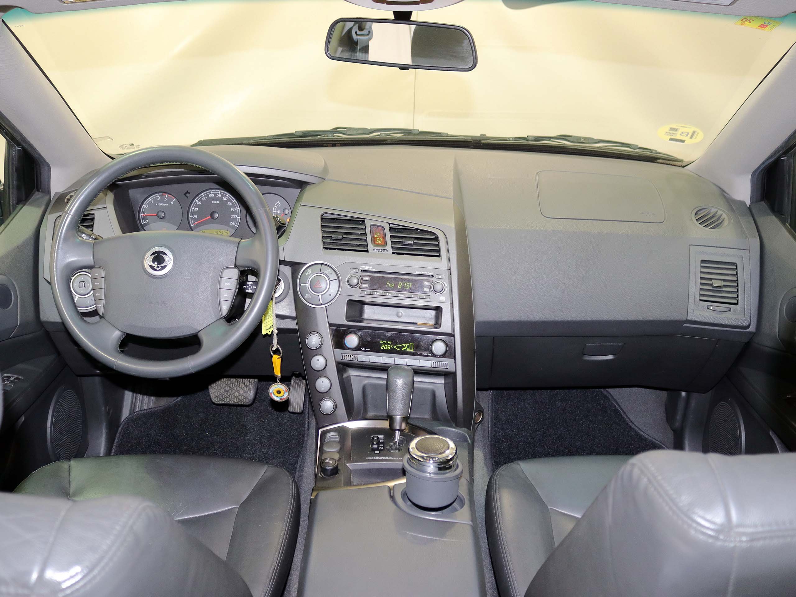 Foto Ssangyong Kyron 14 Foto Ssangyong Kyron 14