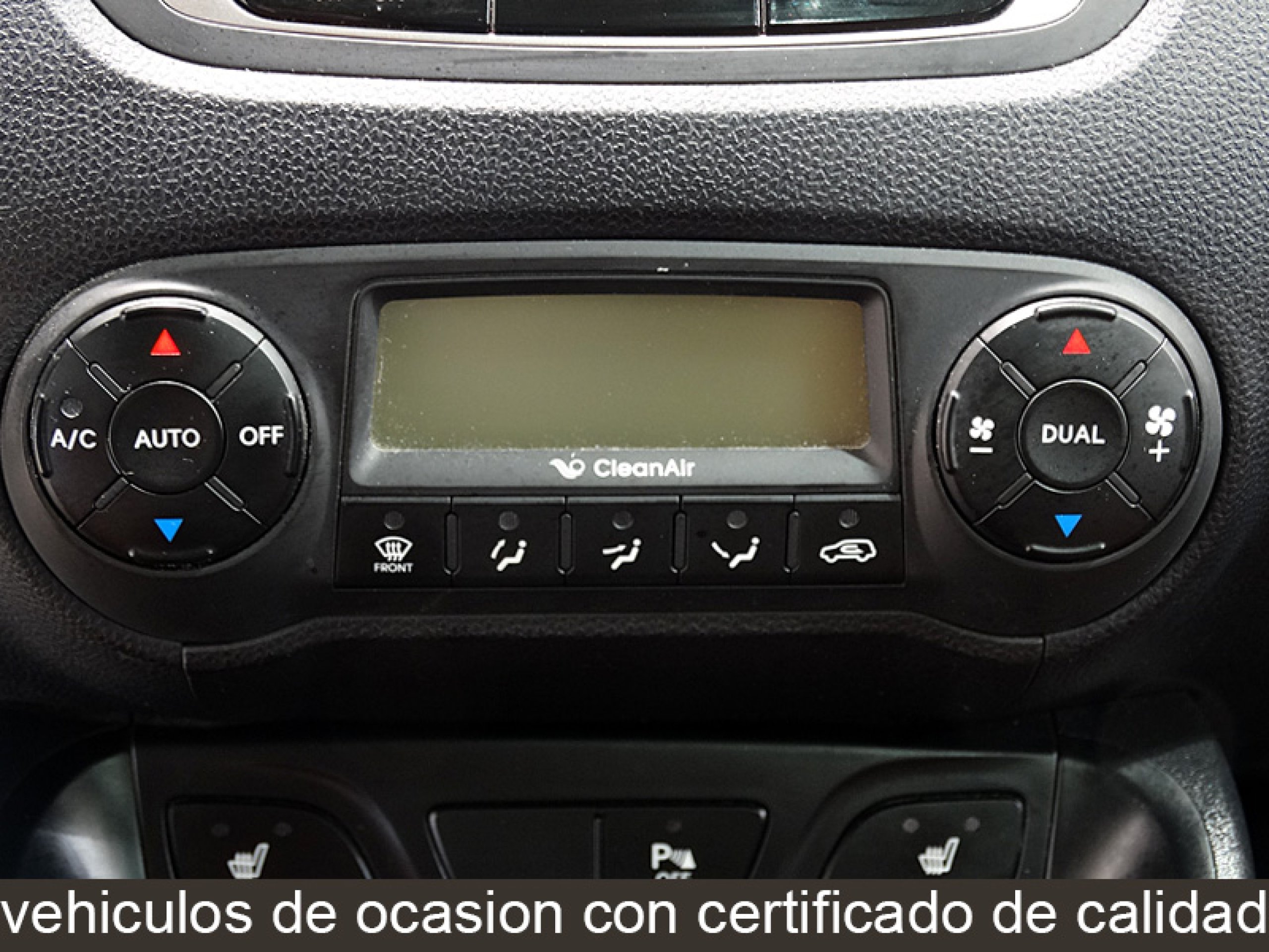 Foto Hyundai ix35 32