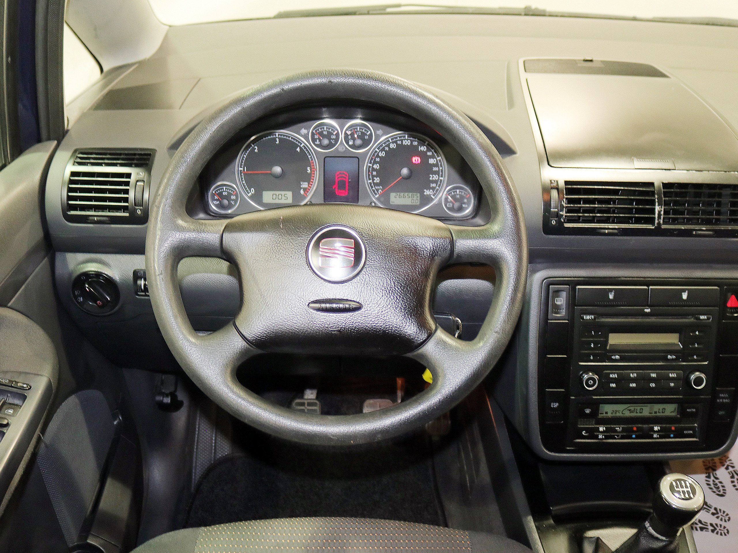 Foto Seat Alhambra 19