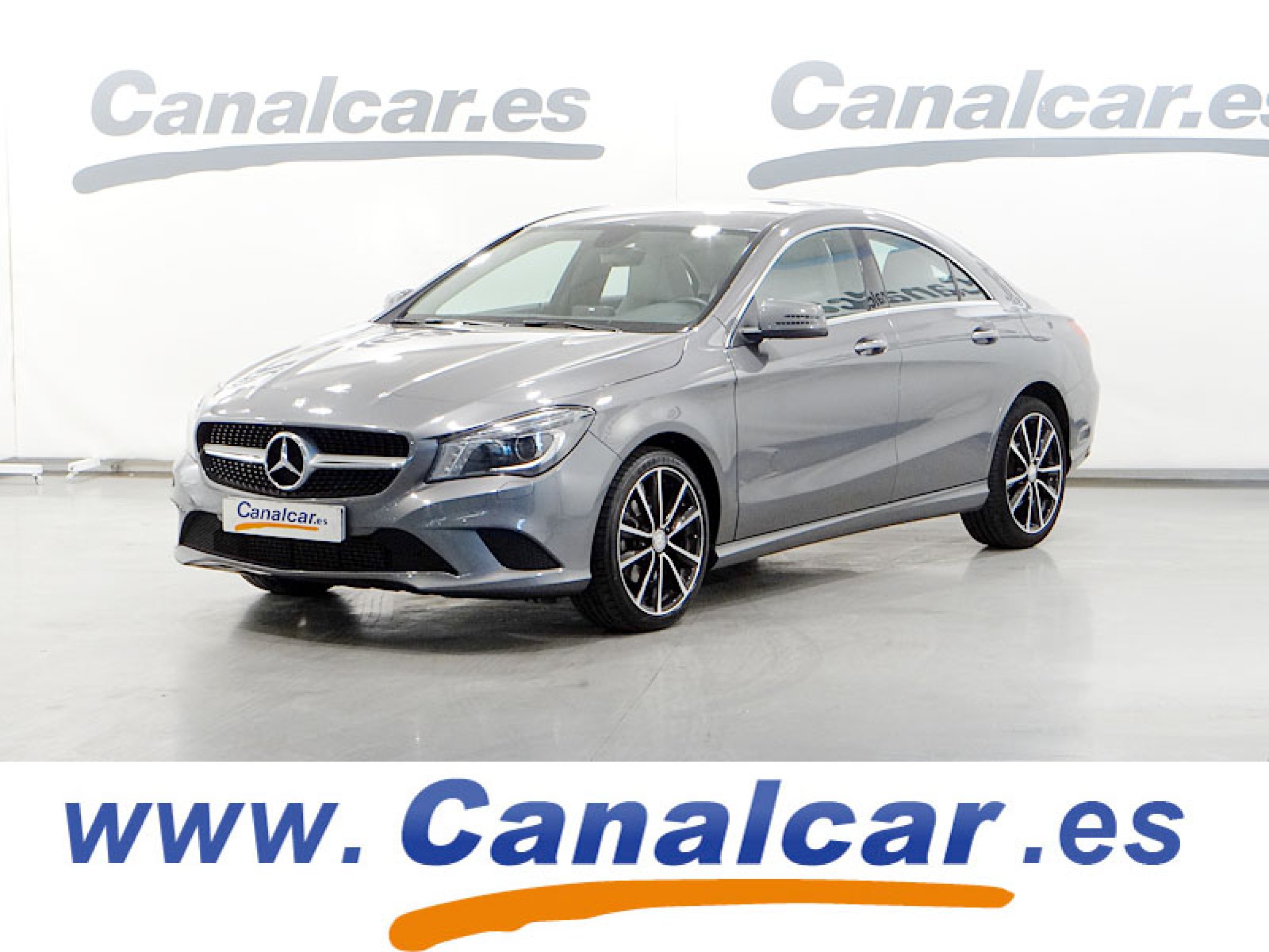 Foto Mercedes-Benz CLA 220 1