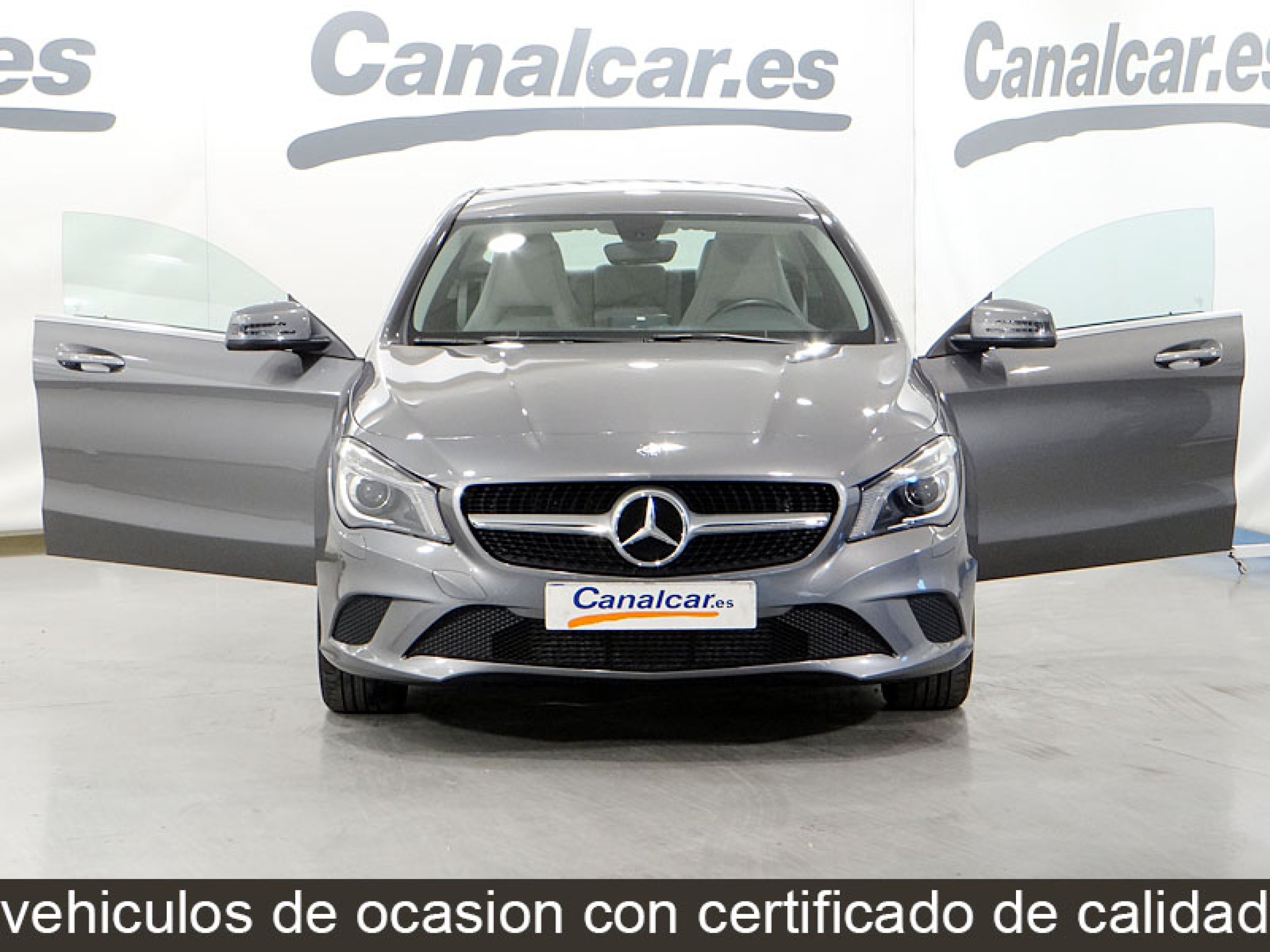 Foto Mercedes-Benz CLA 220 3