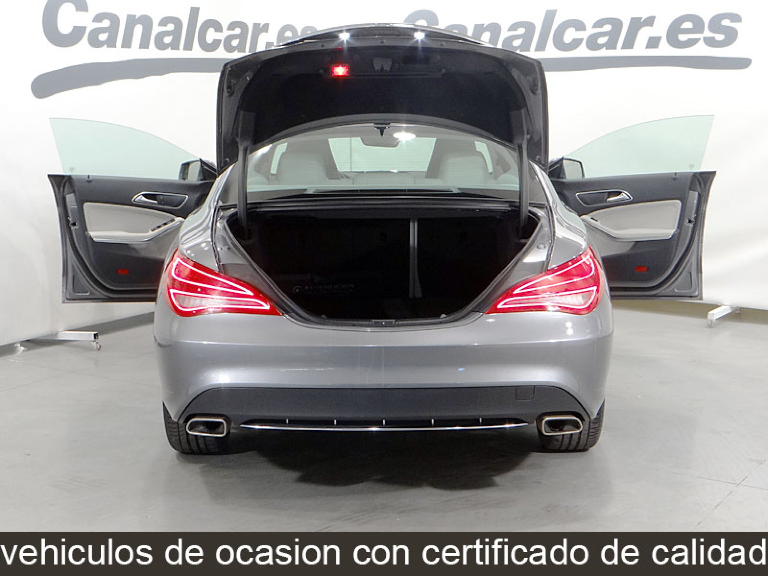 Foto Mercedes-Benz CLA 220 9