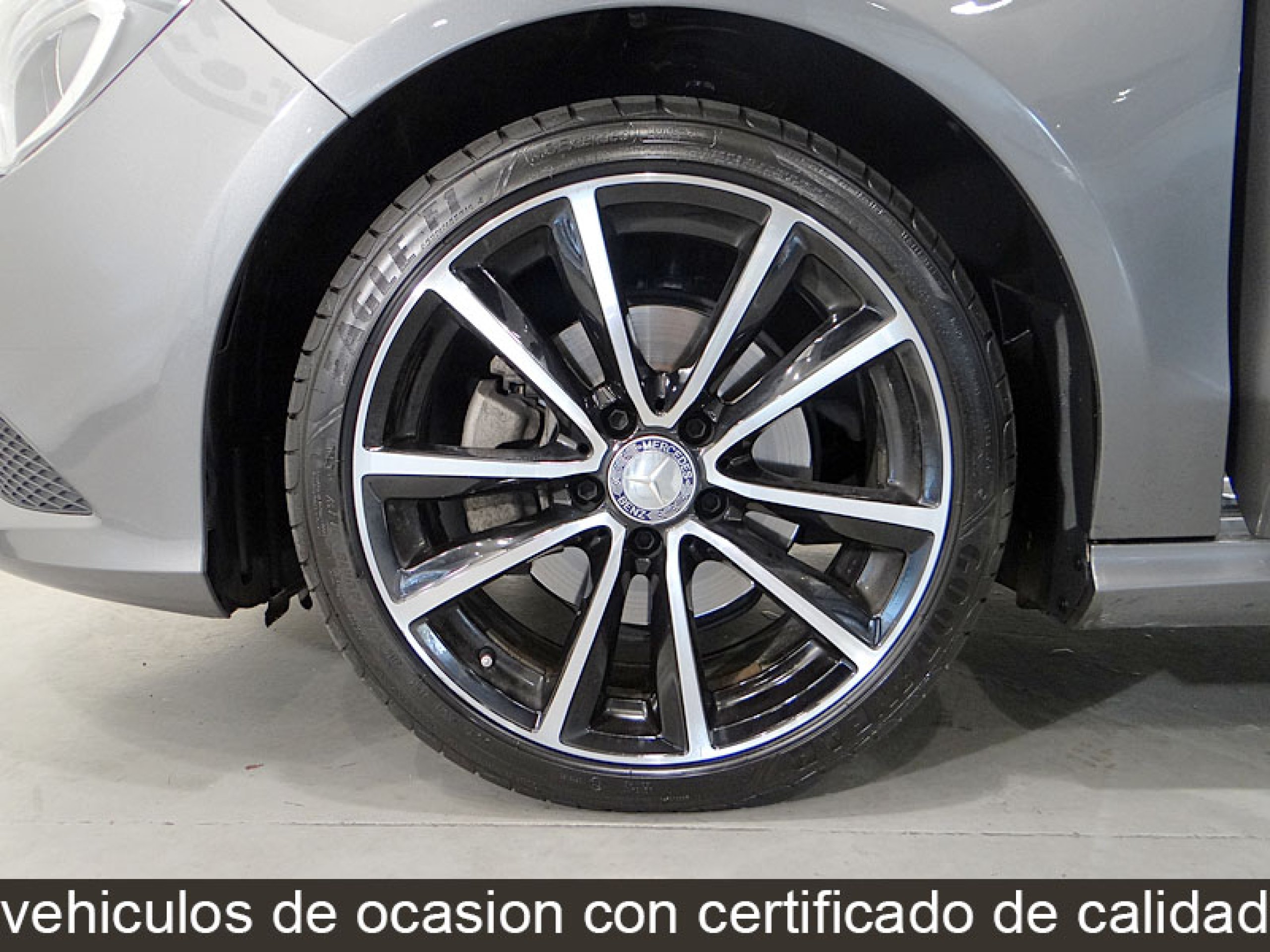 Foto Mercedes-Benz CLA 220 16