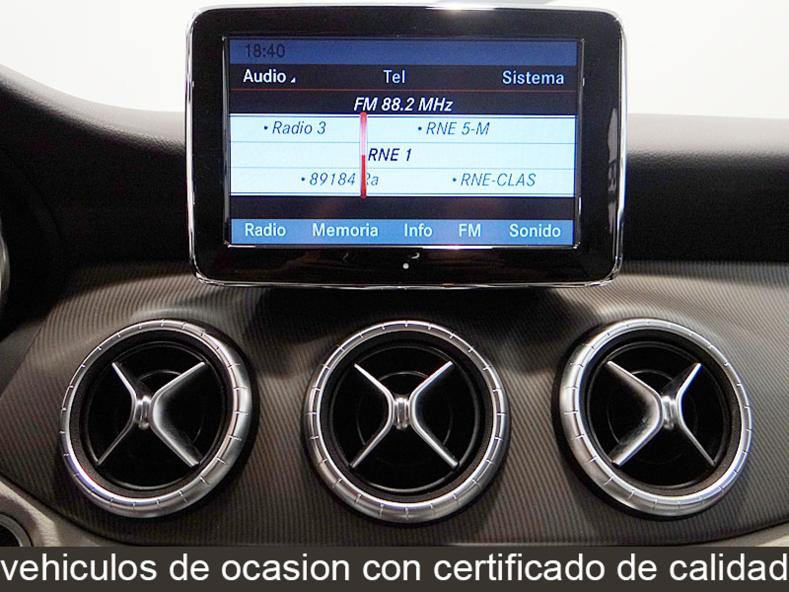 Foto Mercedes-Benz CLA 220 34