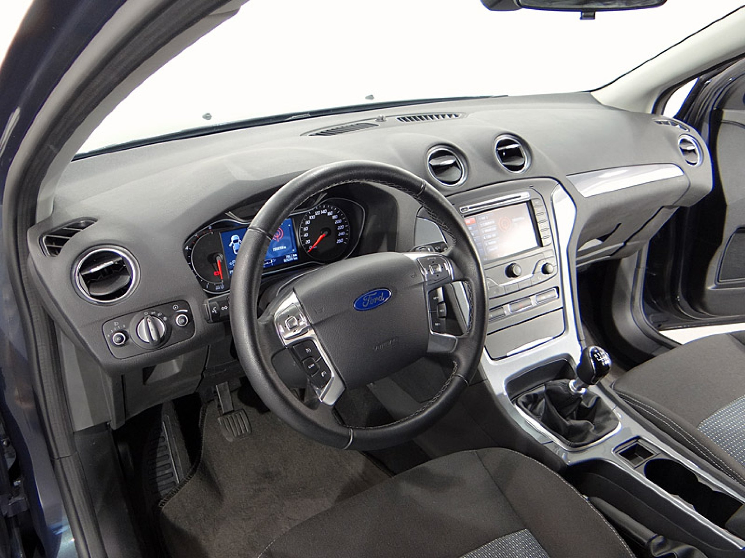 Foto Ford Mondeo 28