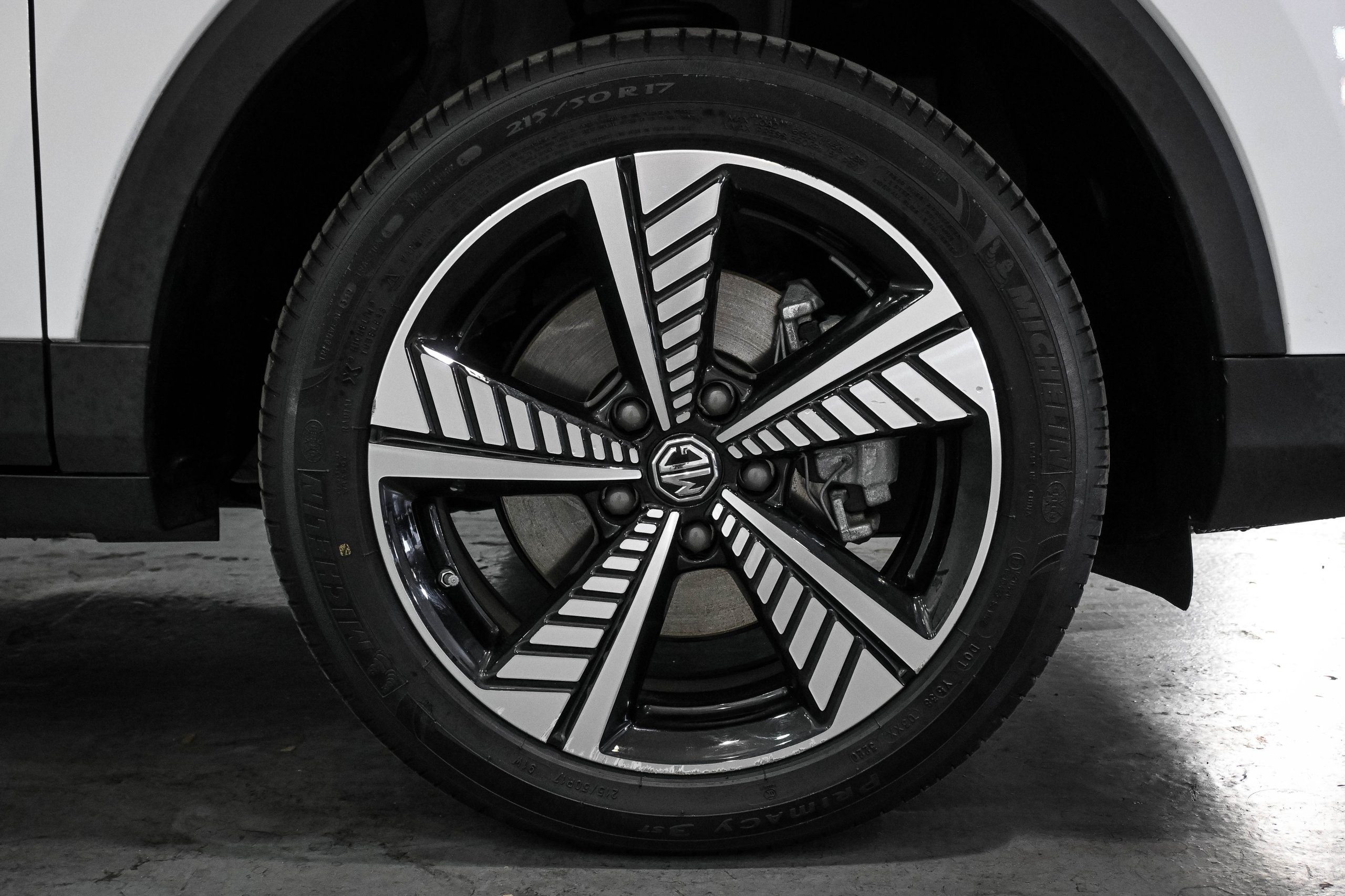 Foto MG ZS EV  36
